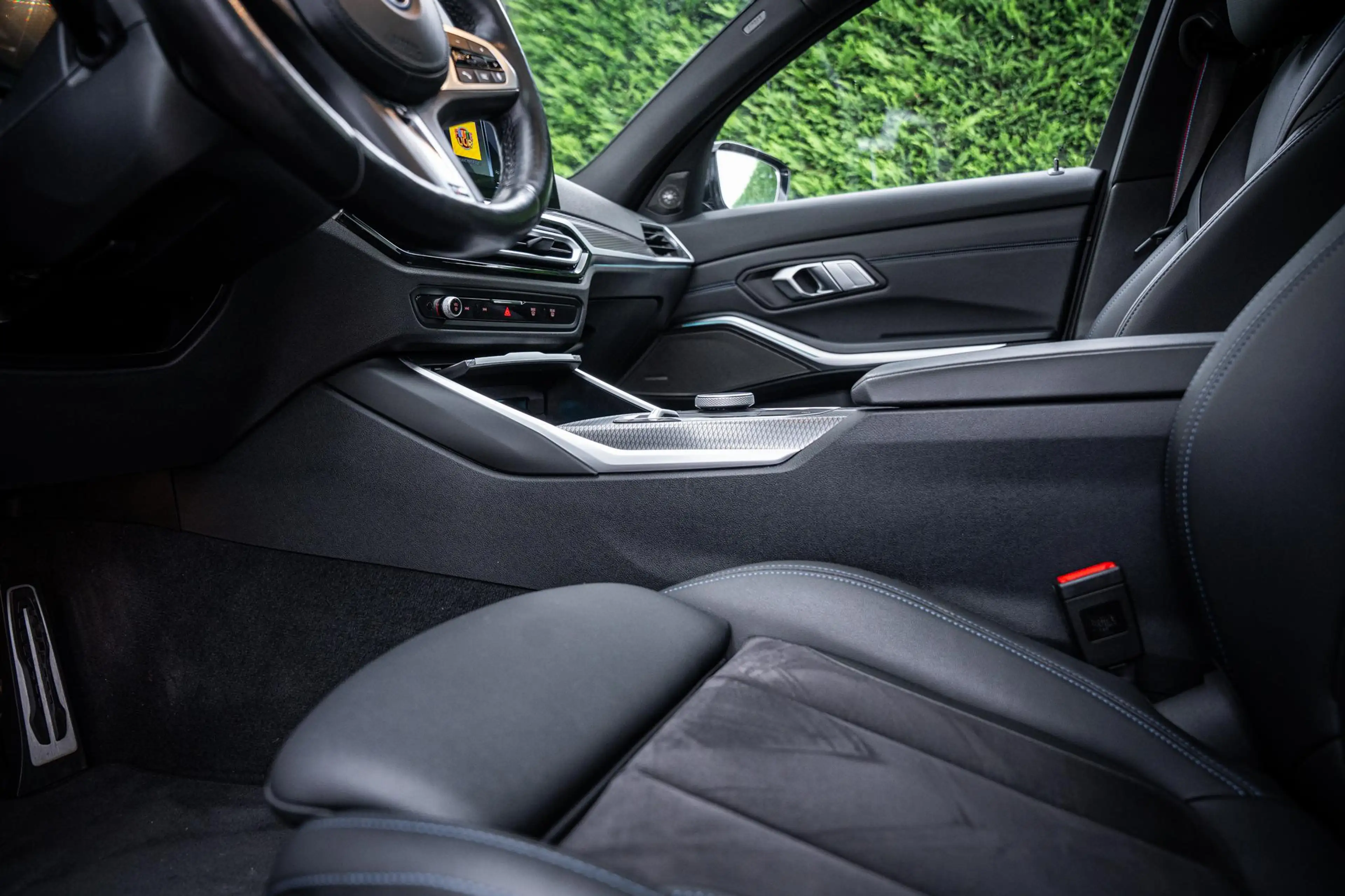 BMW 330 3-serie Touring 330e xDrive M-Sport Pro Pano-dak|D — photo 40