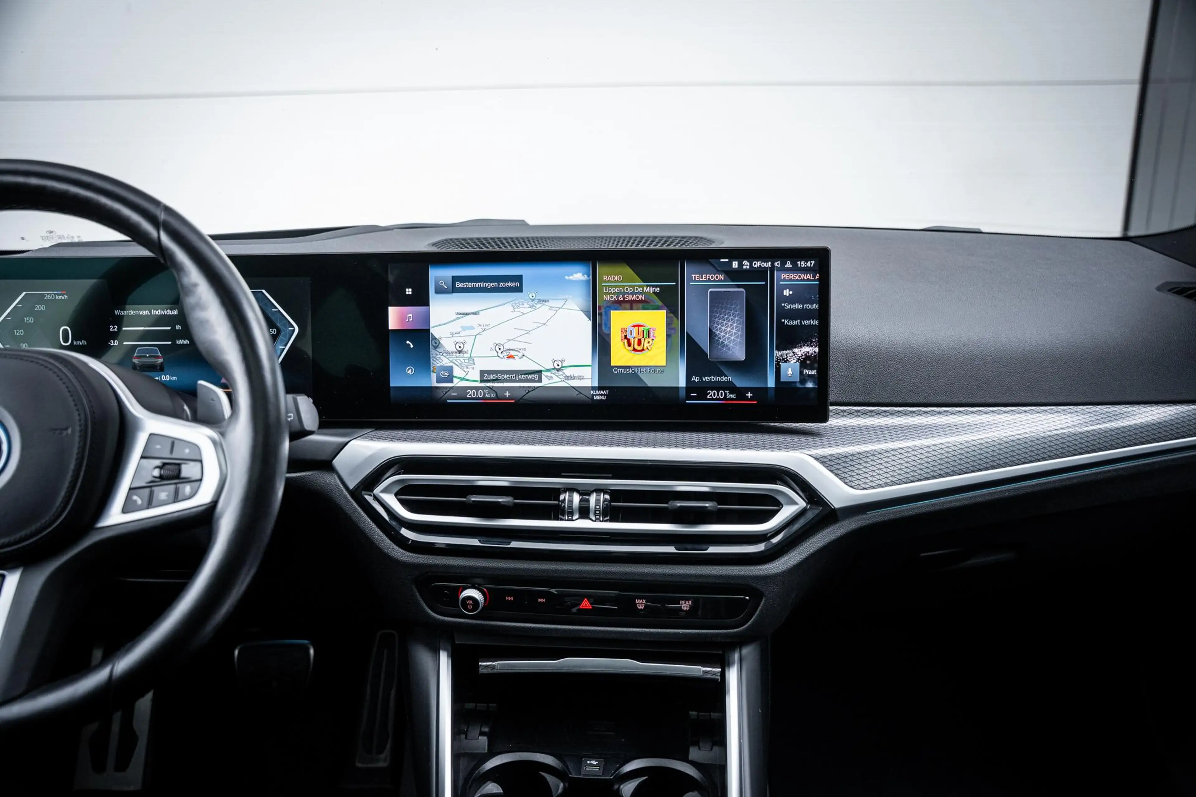 BMW 330 3-serie Touring 330e xDrive M-Sport Pro Pano-dak|D — photo 27
