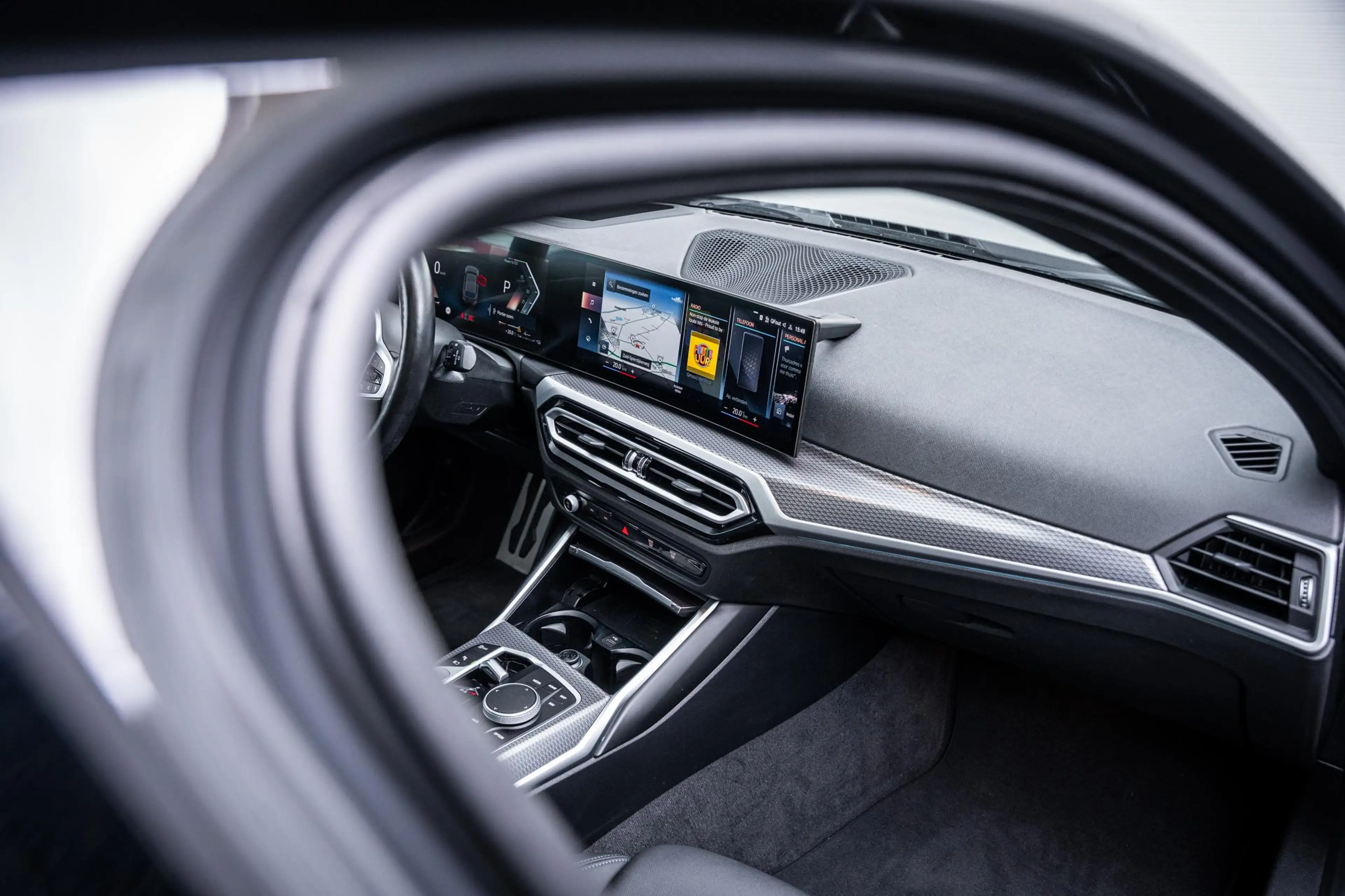 BMW 330 3-serie Touring 330e xDrive M-Sport Pro Pano-dak|D — photo 44