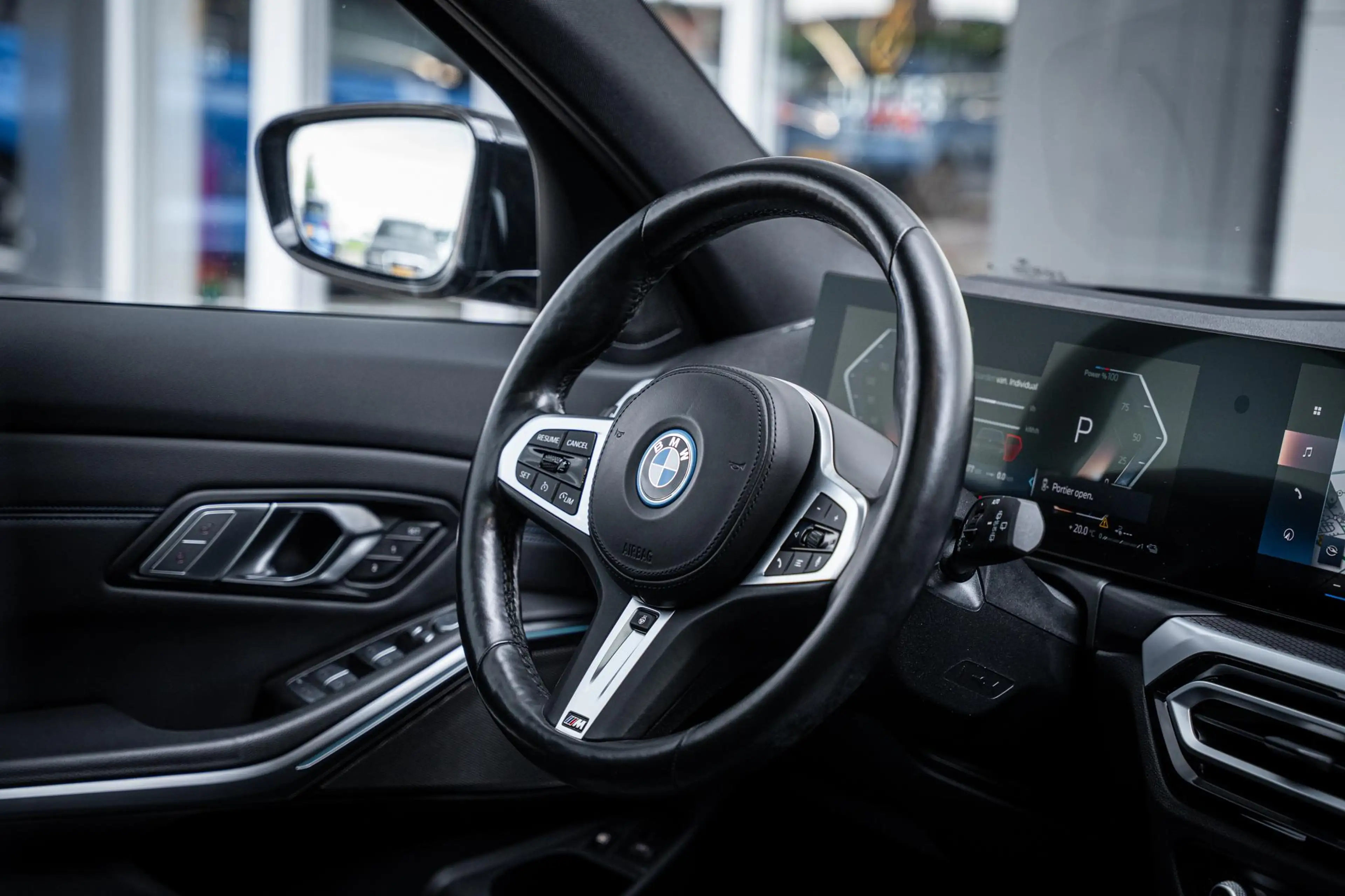BMW 330 3-serie Touring 330e xDrive M-Sport Pro Pano-dak|D — photo 46