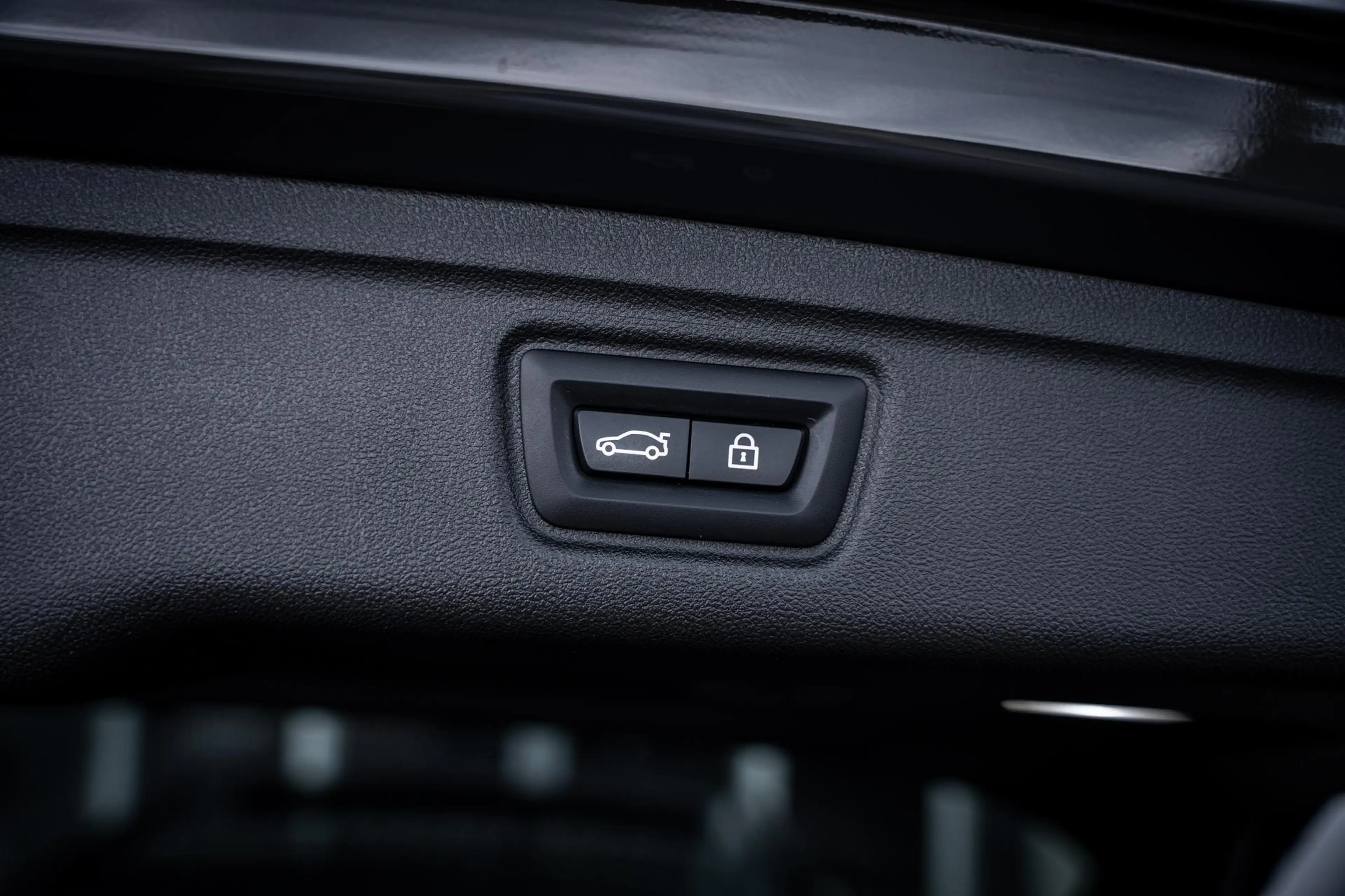 BMW 330 3-serie Touring 330e xDrive M-Sport Pro Pano-dak|D — photo 14