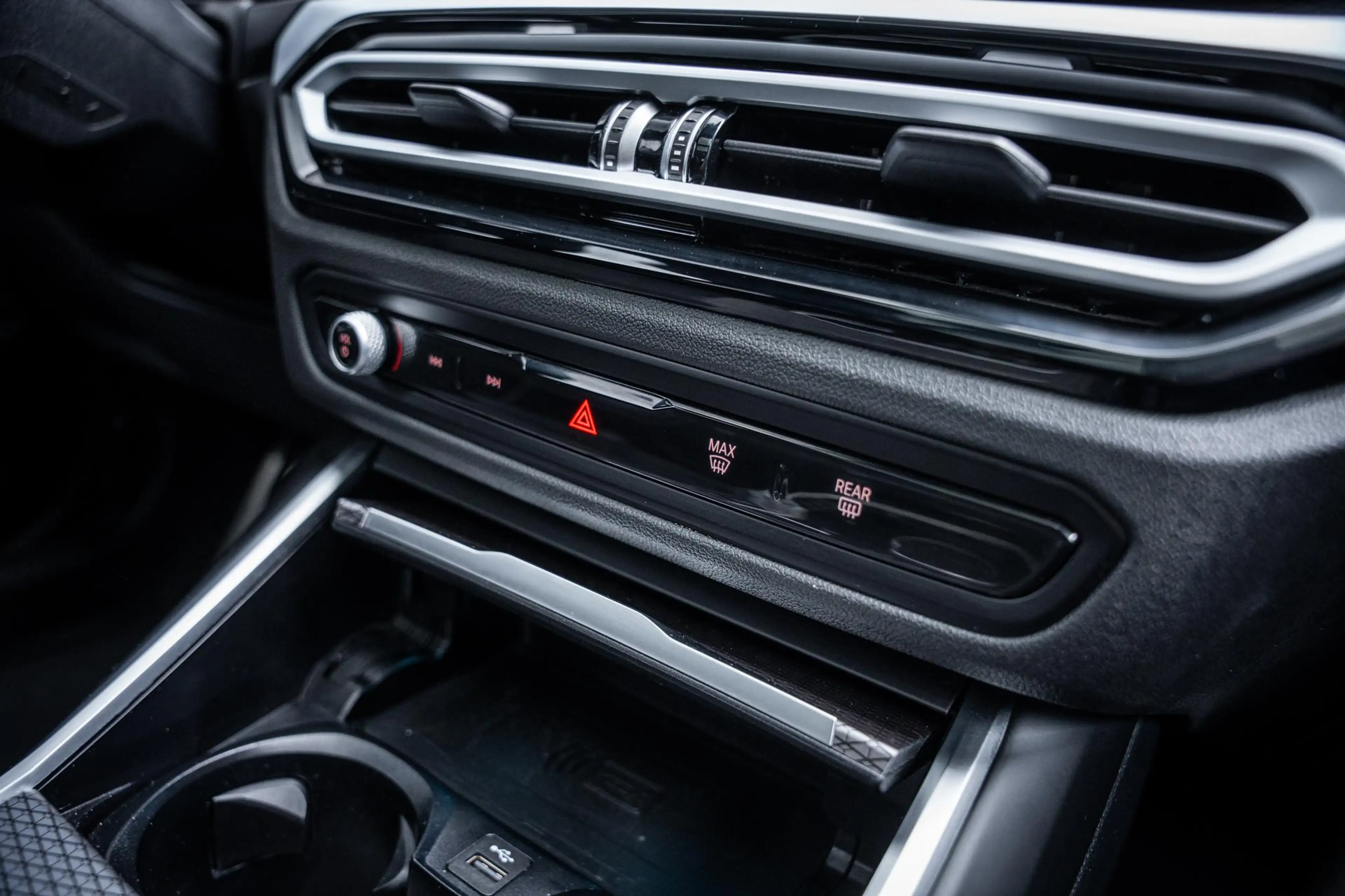 BMW 330 3-serie Touring 330e xDrive M-Sport Pro Pano-dak|D — photo 37