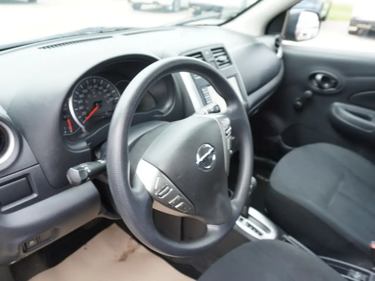 Nissan Micra fotografie Nissan Micra