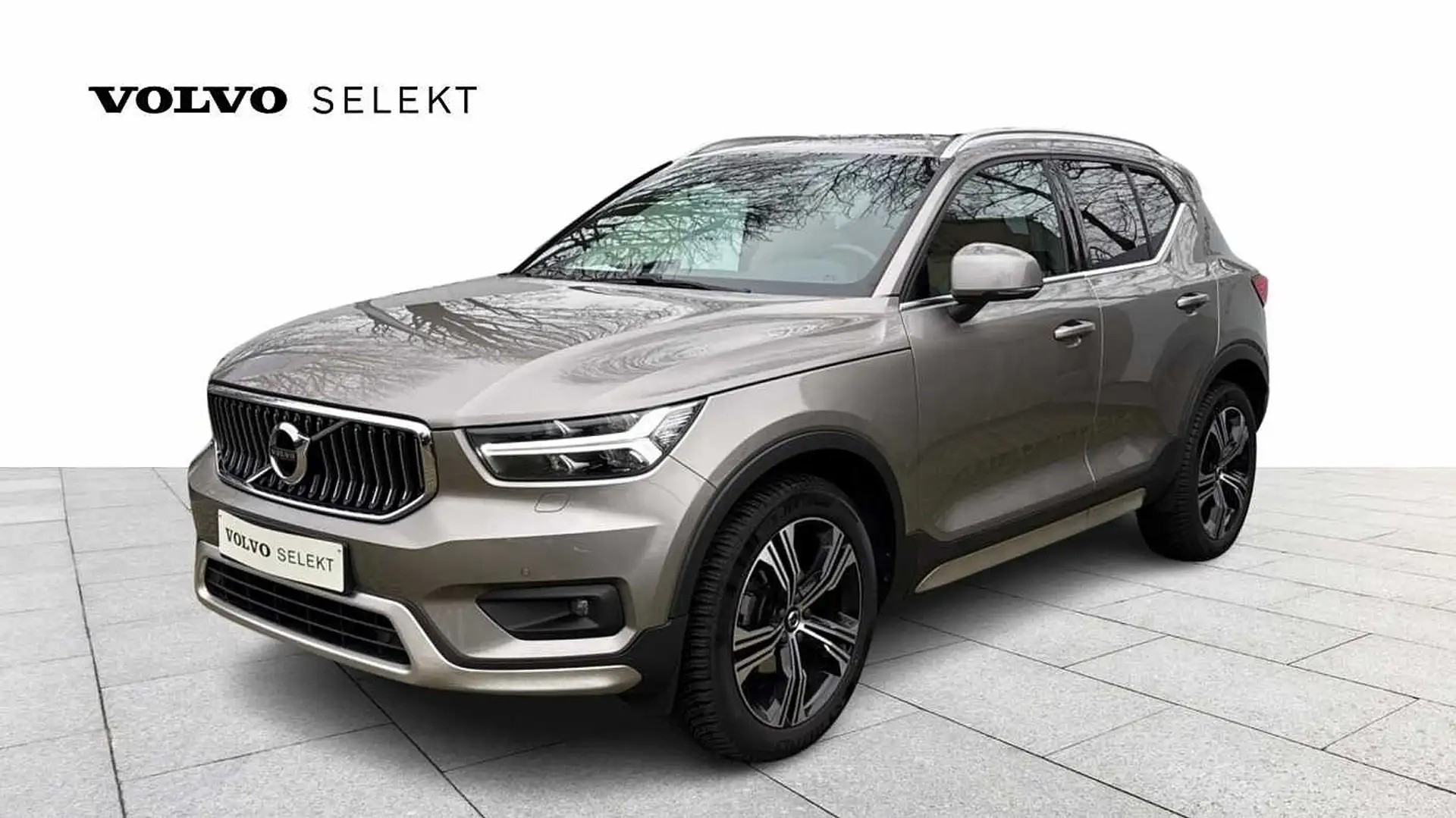 Volvo XC40 Inscription, T3 Geartronic Gris - 1