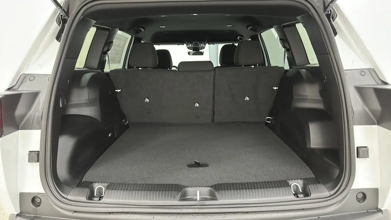 Jeep Cherokee снимка Jeep Cherokee