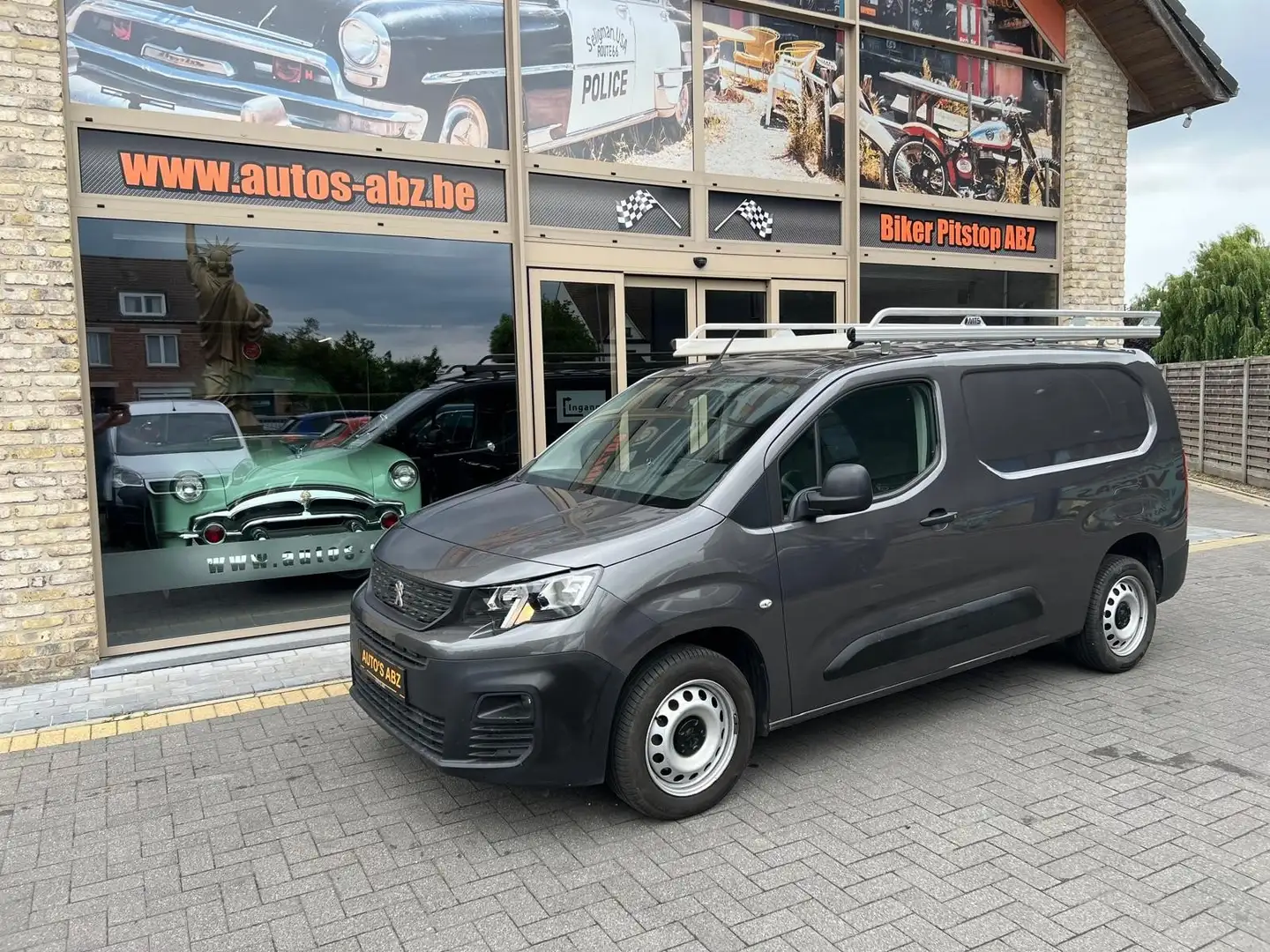 Peugeot Partner 1.2 i lichte vracht Gris - 1