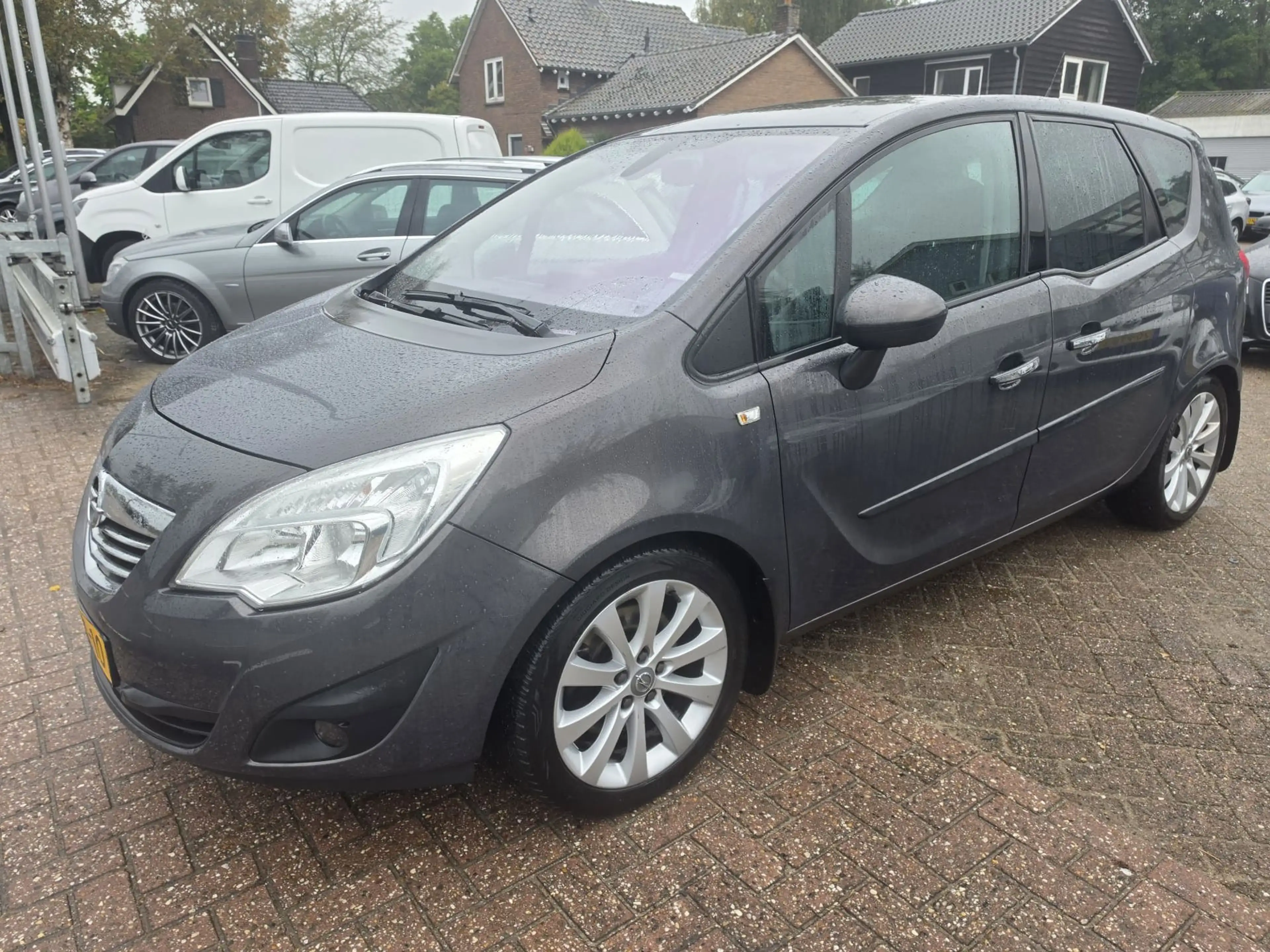 Opel Meriva 1.4 Turbo Cosmo (AUTOMAAT) — photo 2