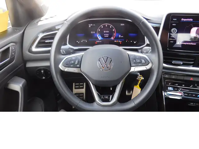 Volkswagen T-Roc view 8