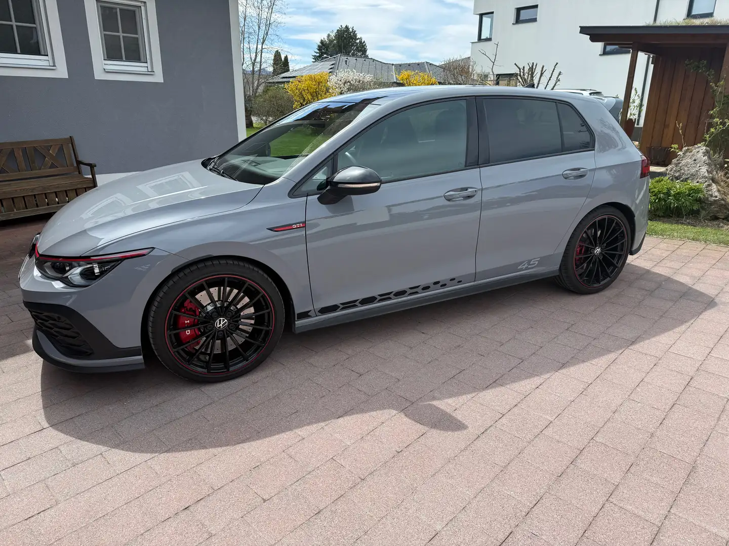 Volkswagen Golf GTI Golf GTI Clubsport 45 DSG GTI Clubsport 45 DSG, Akrapovic Grau - 2