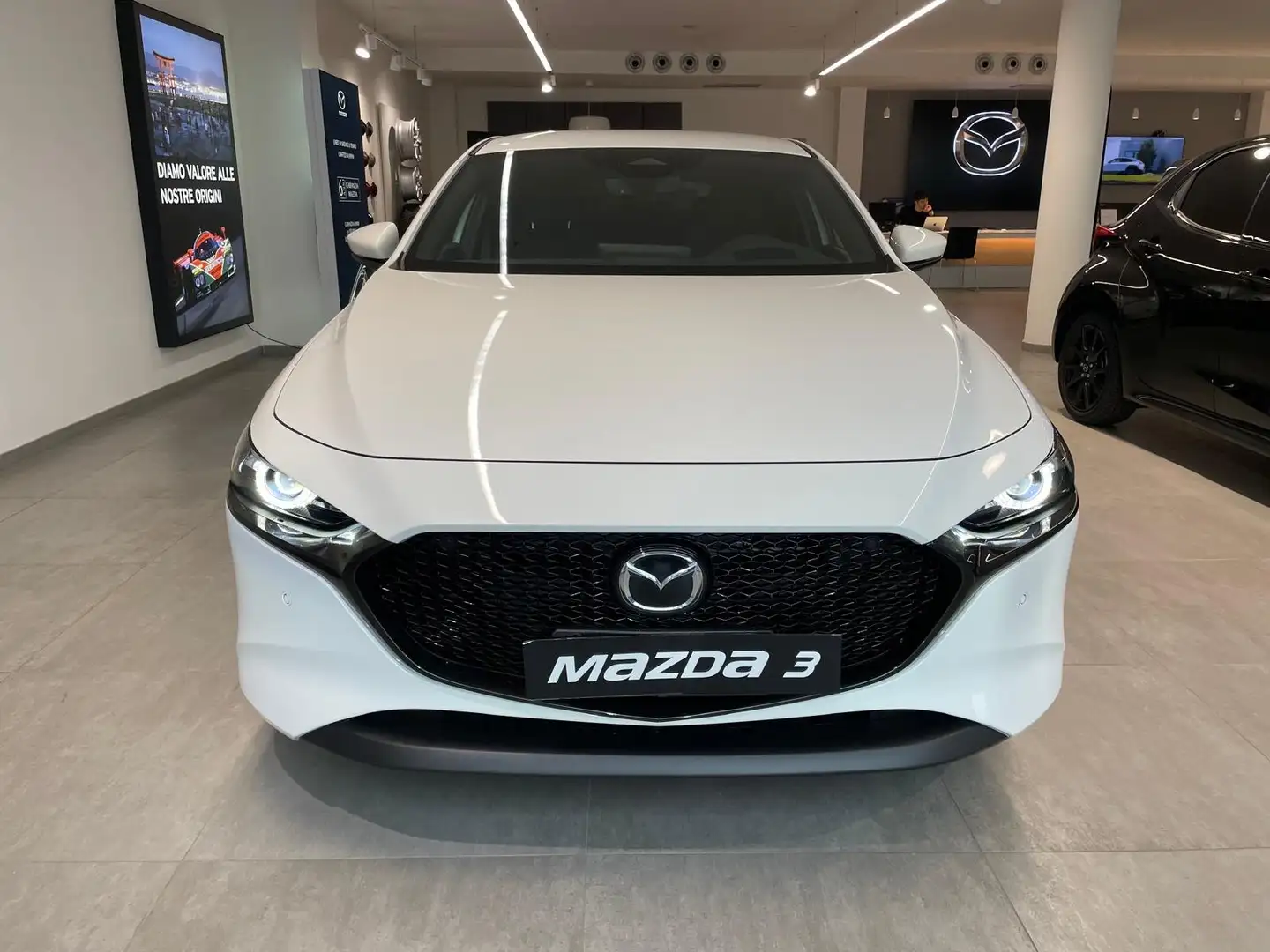 Mazda 3 2.0 m-hybrid 186cv Exclusive-line DA IMMATRICOLARE Bianco - 2