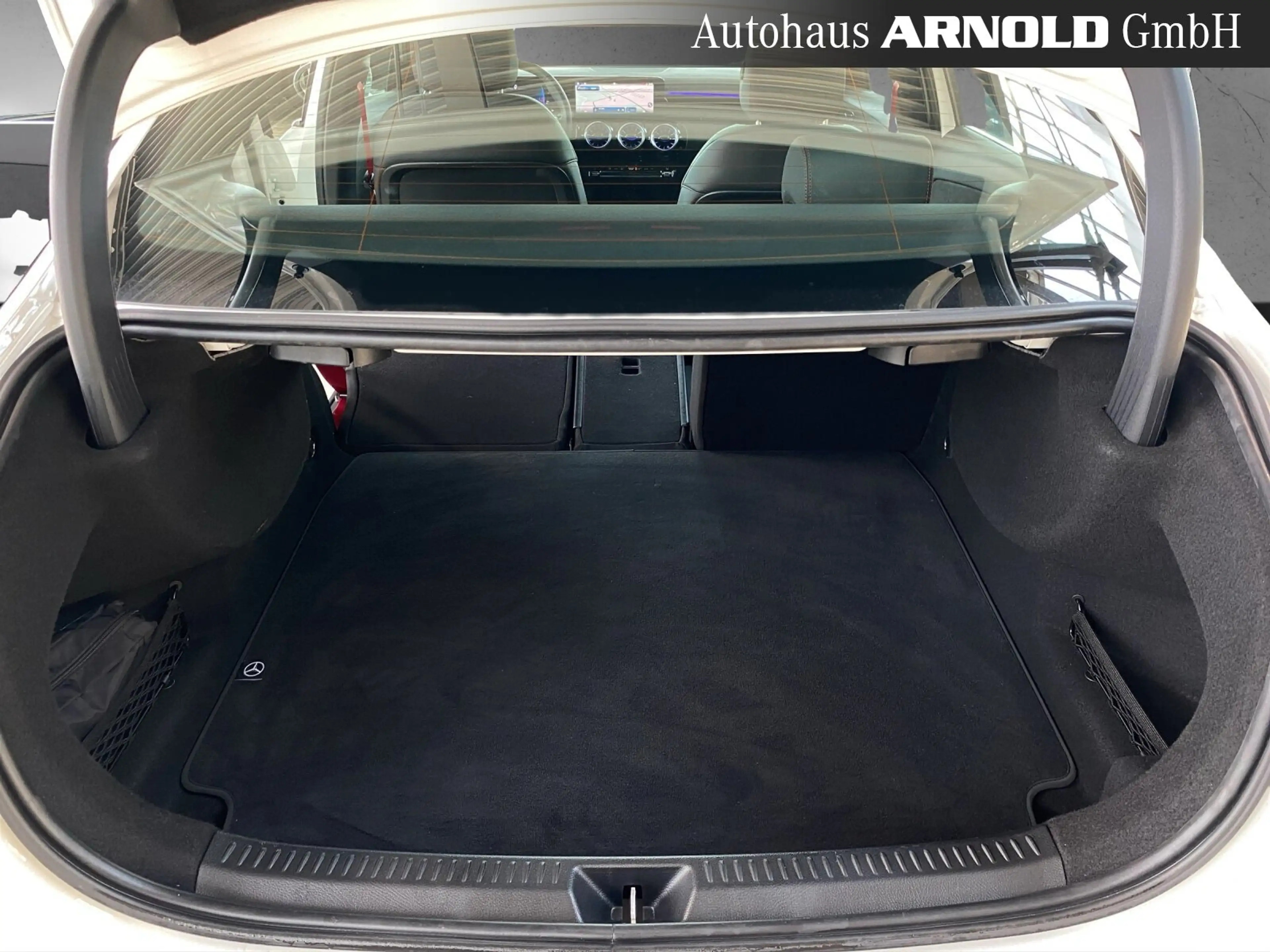 Mercedes-Benz A 35 AMG Mercedes-AMG A 35 4M Limousine 360° MULTIB Totw — photo 11