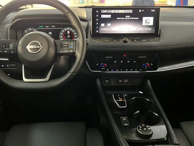 Nissan X-Trail view 15