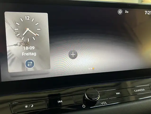 Nissan X-Trail view 10