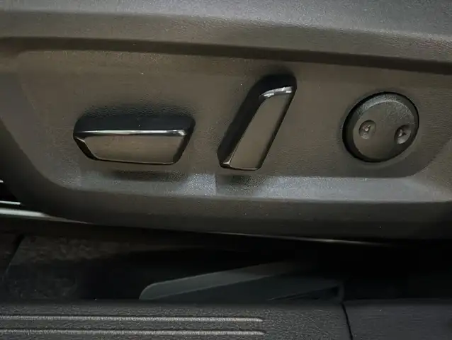 Nissan X-Trail view 5