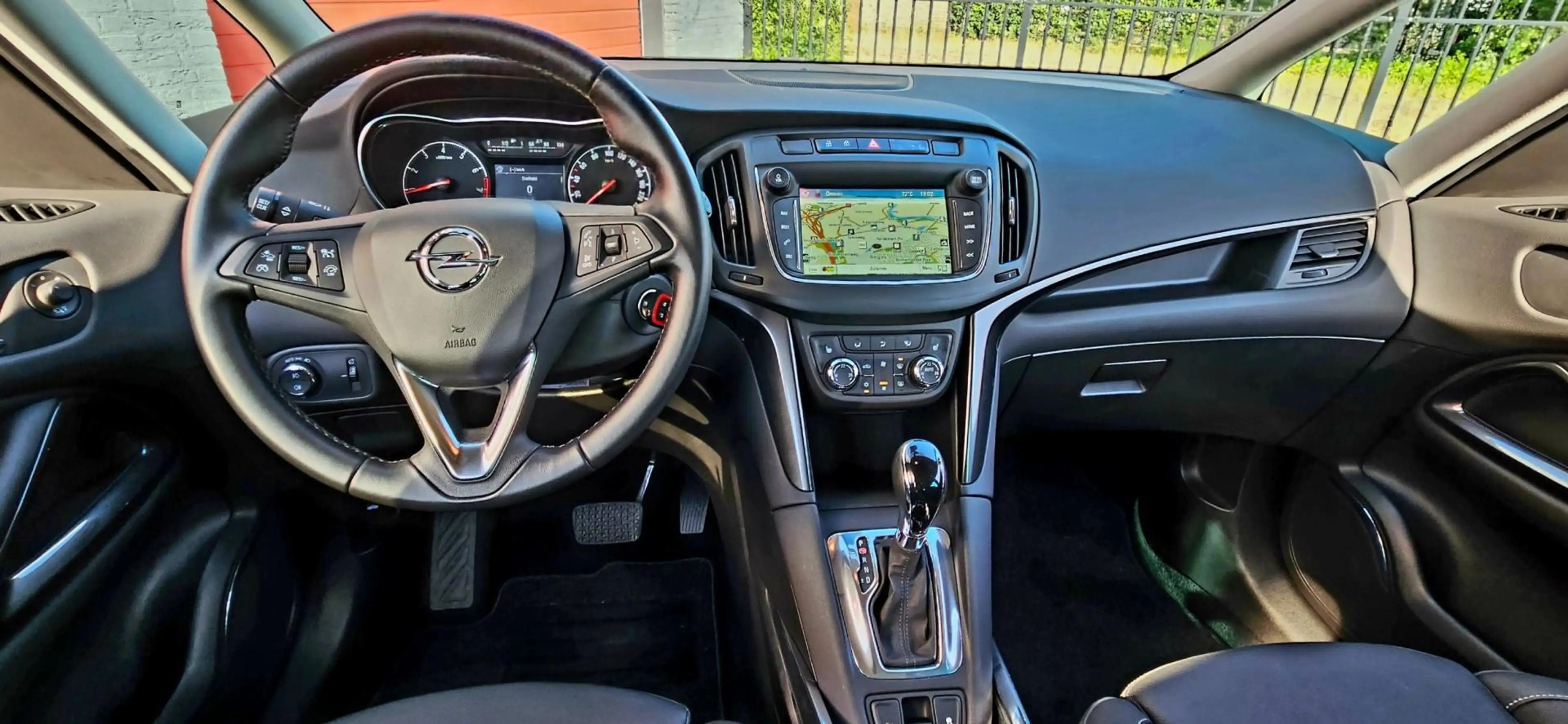 Opel Zafira 1.4 Turbo Innovation — photo 7
