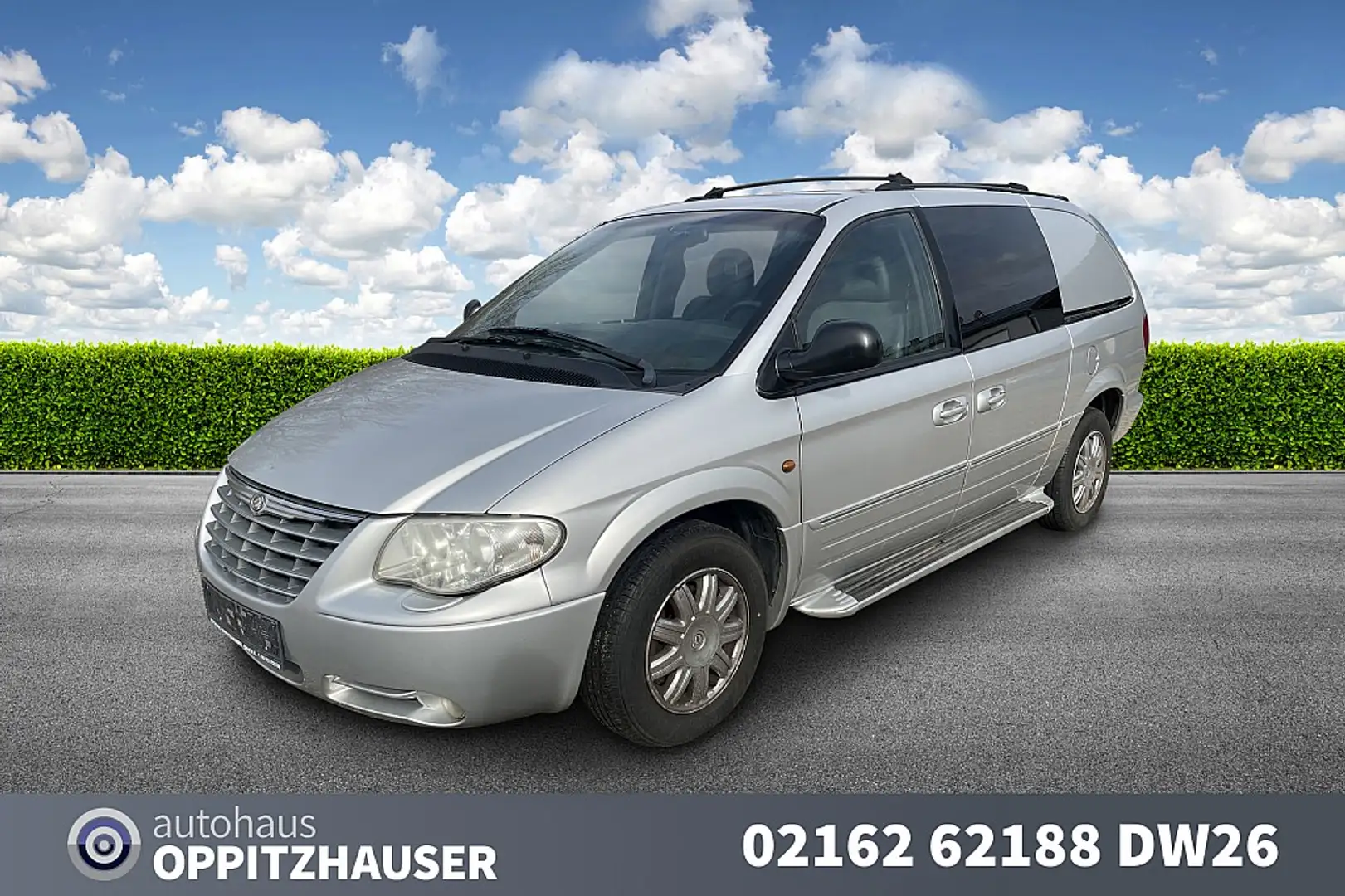 Chrysler Grand Voyager 2,8 CRD Limit. 4Cargo5 Aut Silber - 1