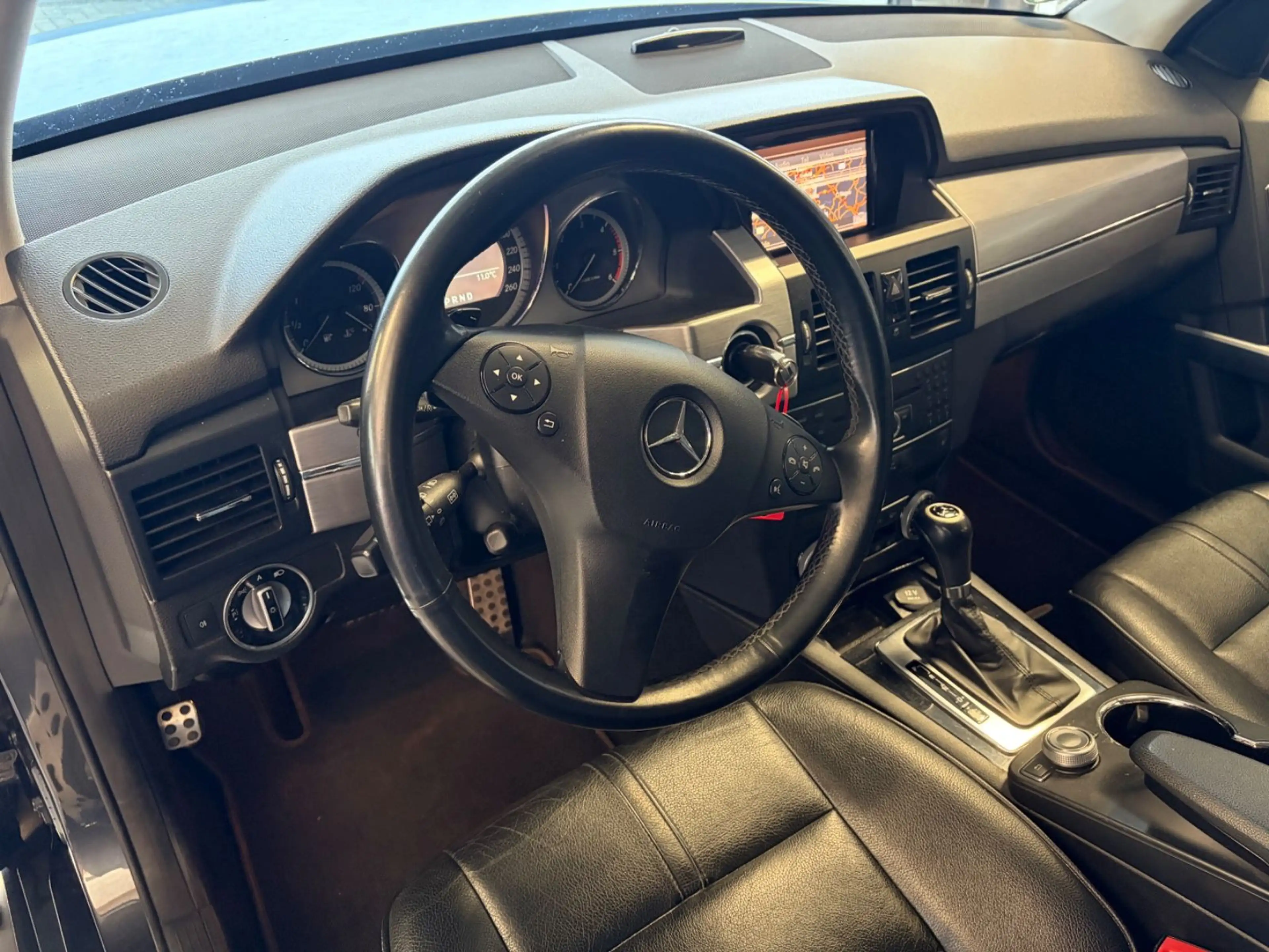 Mercedes-Benz GLK 350 CDI 4Matic Vollausstattung "SPORTPAKET" — photo 9