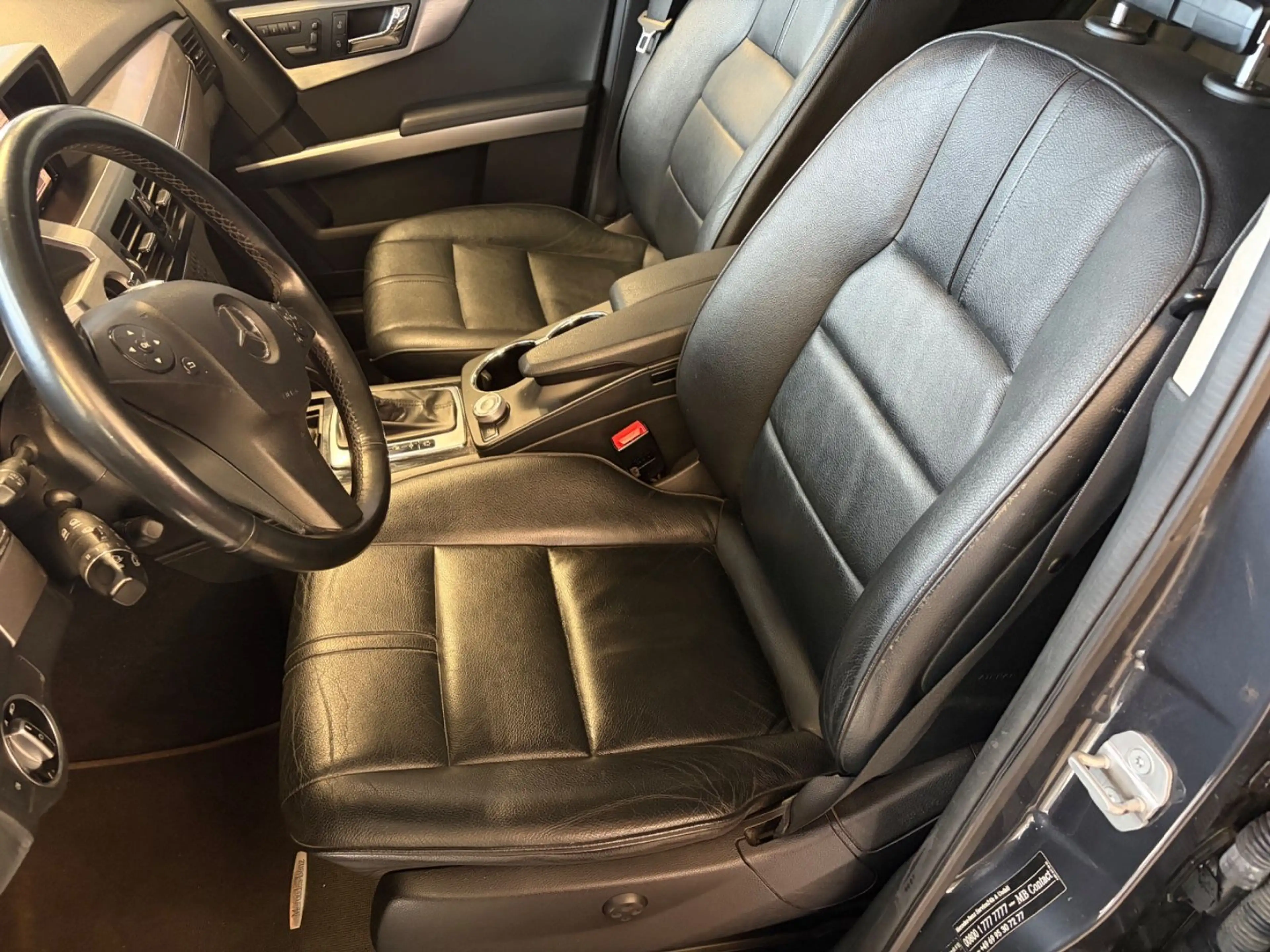 Mercedes-Benz GLK 350 CDI 4Matic Vollausstattung "SPORTPAKET" — photo 11