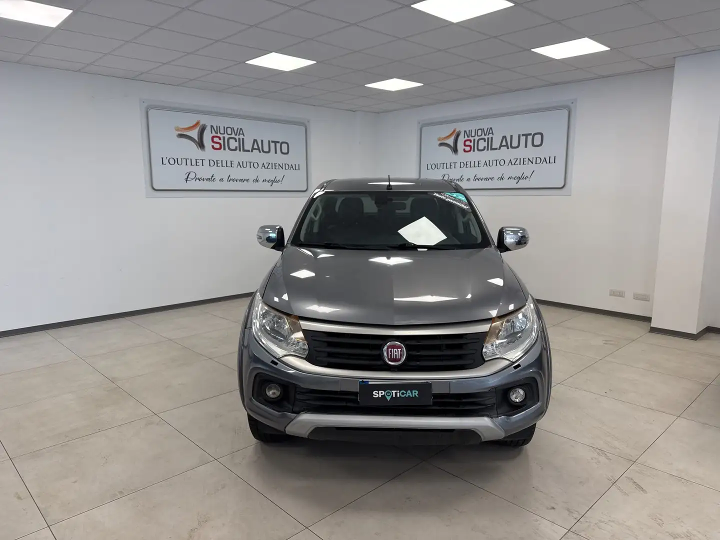 Fiat Fullback 2.4 cabina estesa LX 4wd 180cv E6 Gris - 1