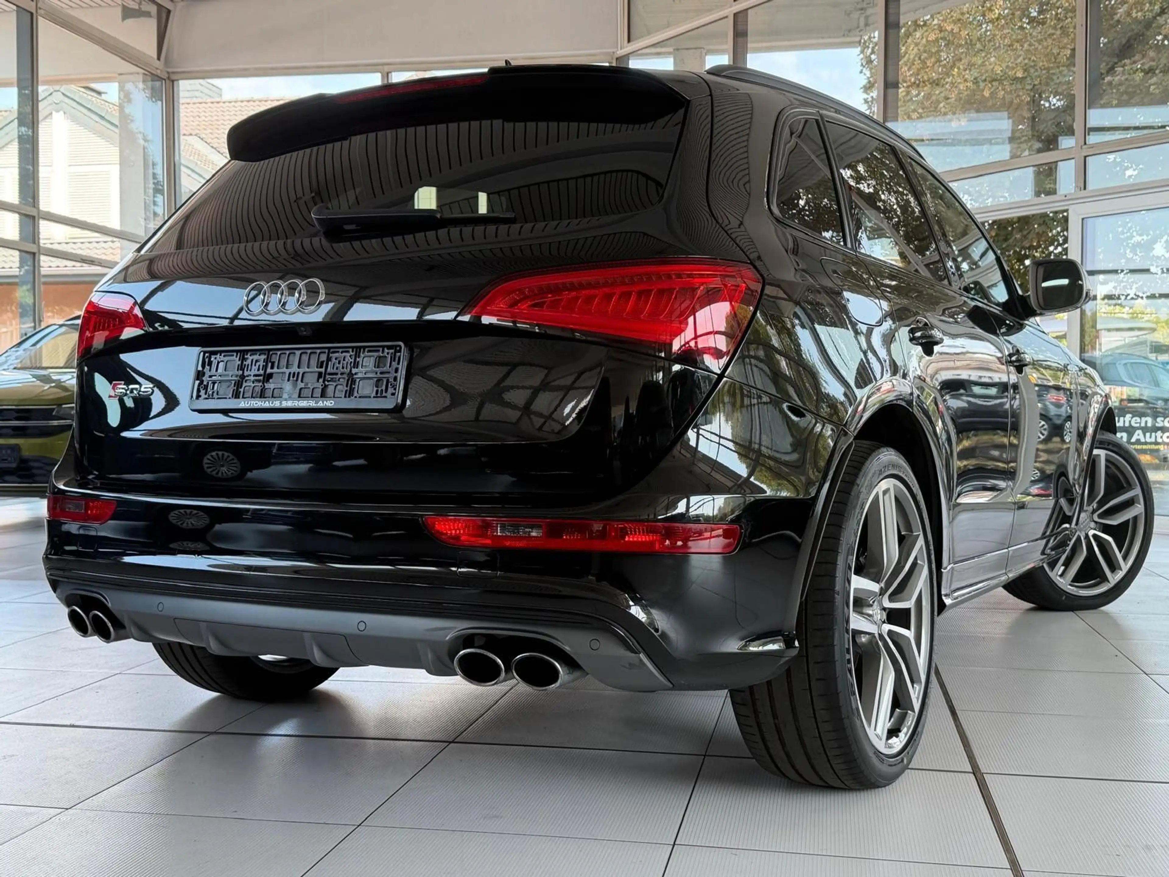 Audi SQ5 3.0 TDI competition quattro/Leder/Xenon/ — photo 4