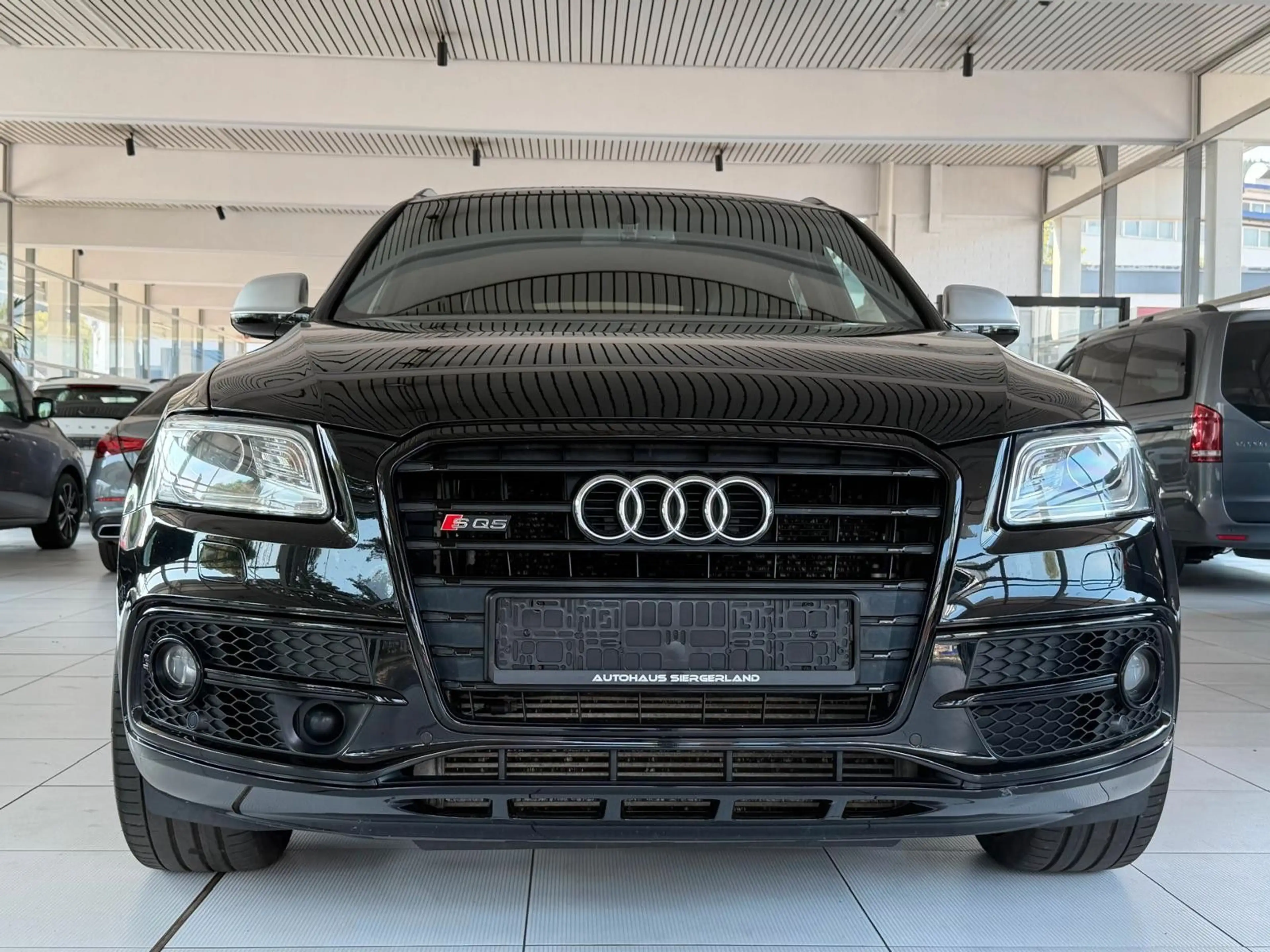 Audi SQ5 3.0 TDI competition quattro/Leder/Xenon/ — photo 6