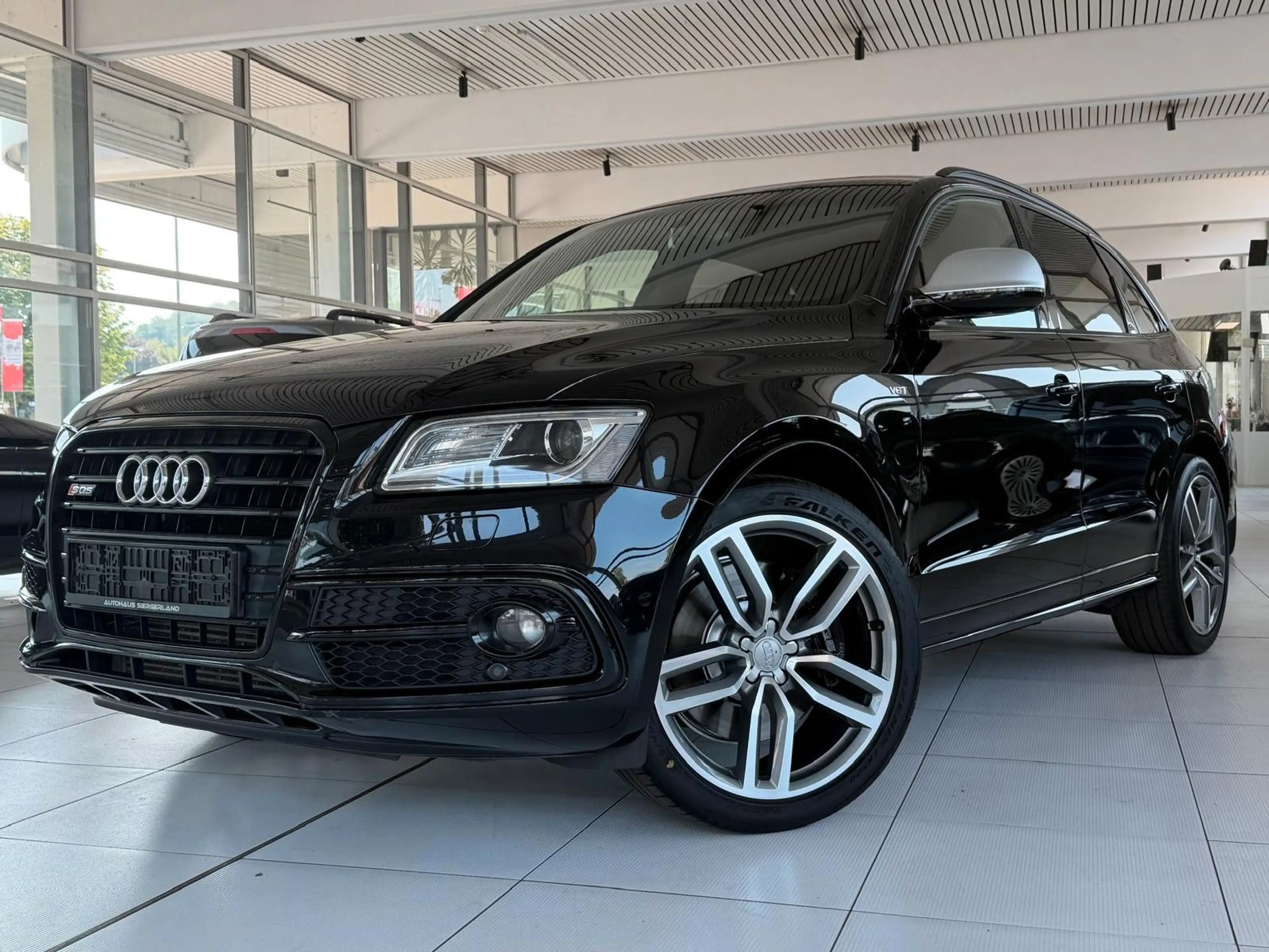 Audi SQ5 3.0 TDI competition quattro/Leder/Xenon/ — photo 2