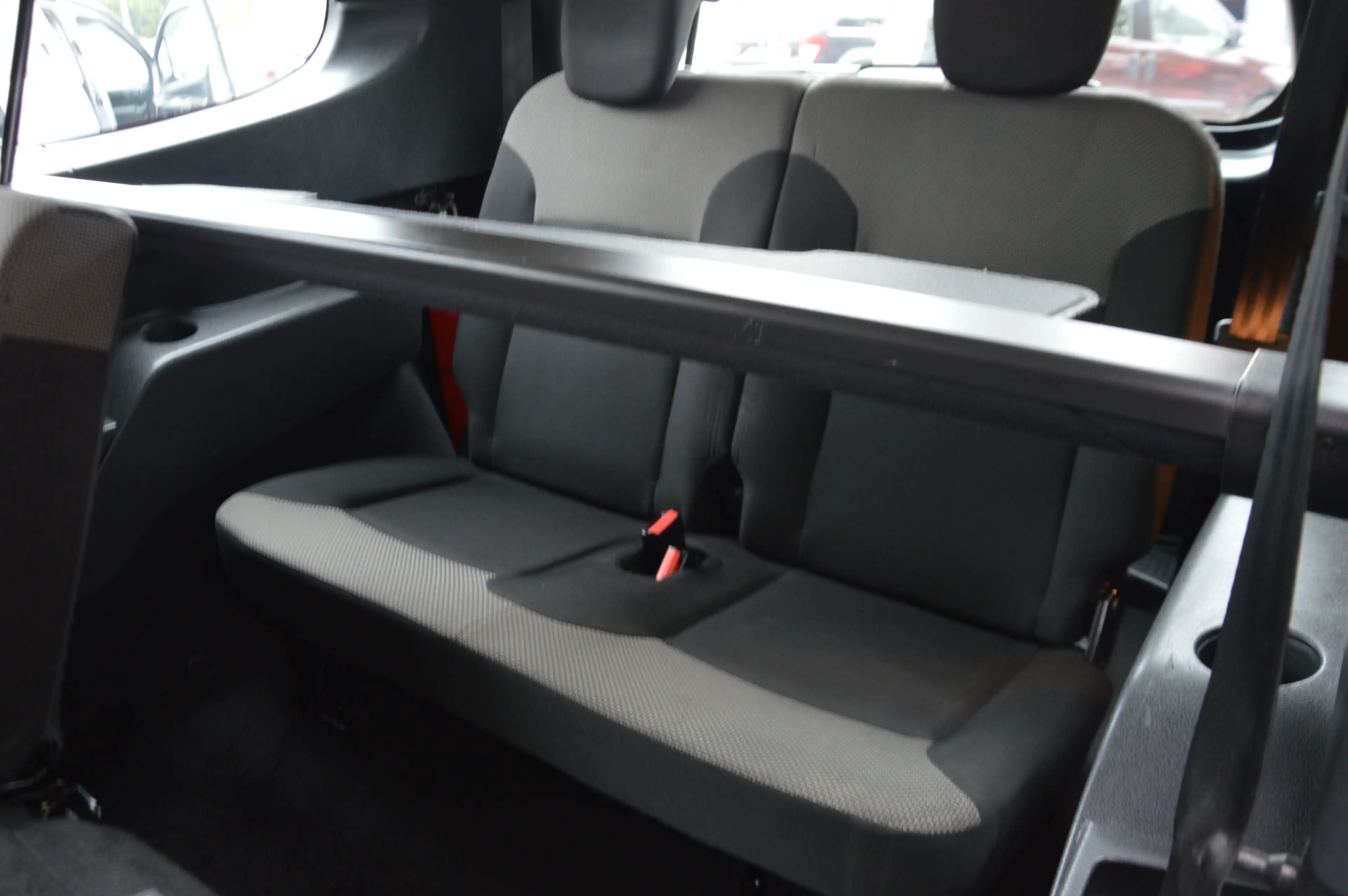 Dacia Lodgy 1.6i Laureat 7pl SENS AV/AR CLIM 72.521KM — photo 10