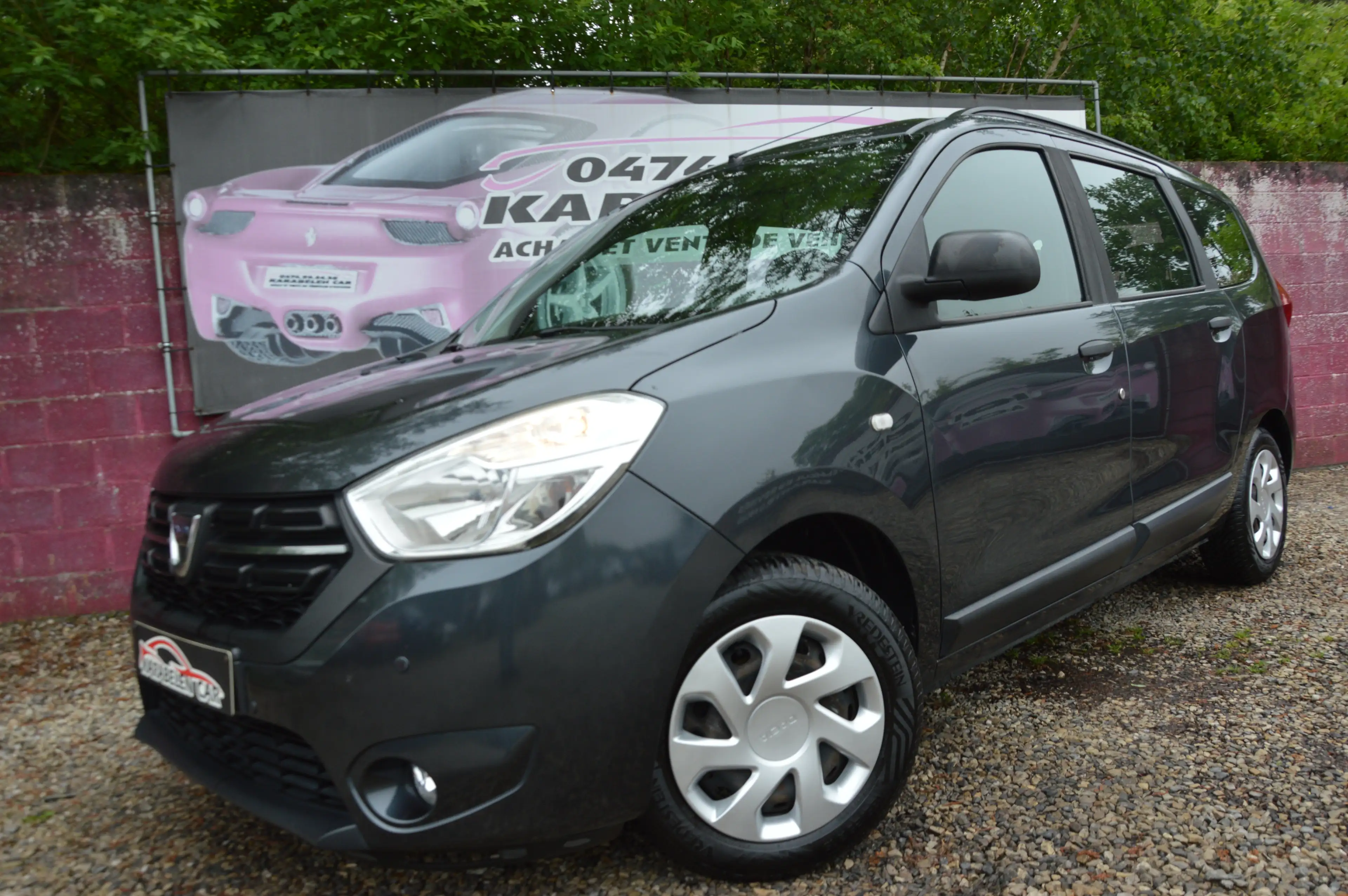 Dacia Lodgy 1.6i Laureat 7pl SENS AV/AR CLIM 72.521KM — photo 4