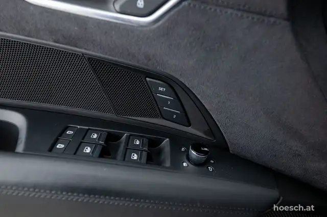Audi e-tron GT RS quattro VOLLAUSSTATTUNG -57% Ansicht 39