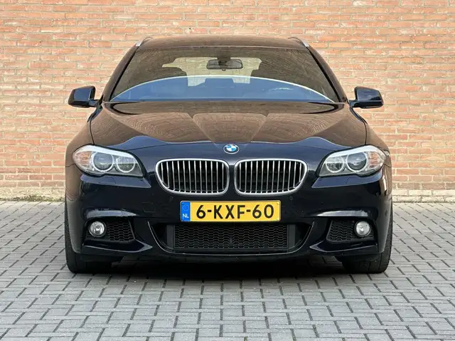 BMW 5 Series view 7