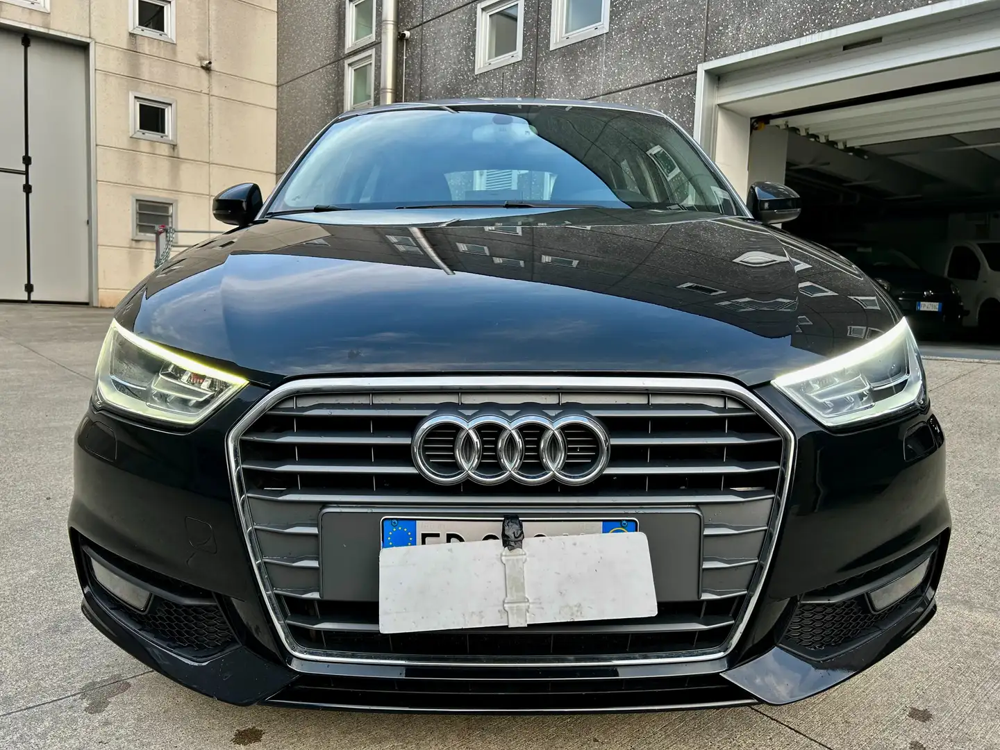 Audi A1 A1 I 2015 Sportback 1.6 tdi Sport Noir - 2