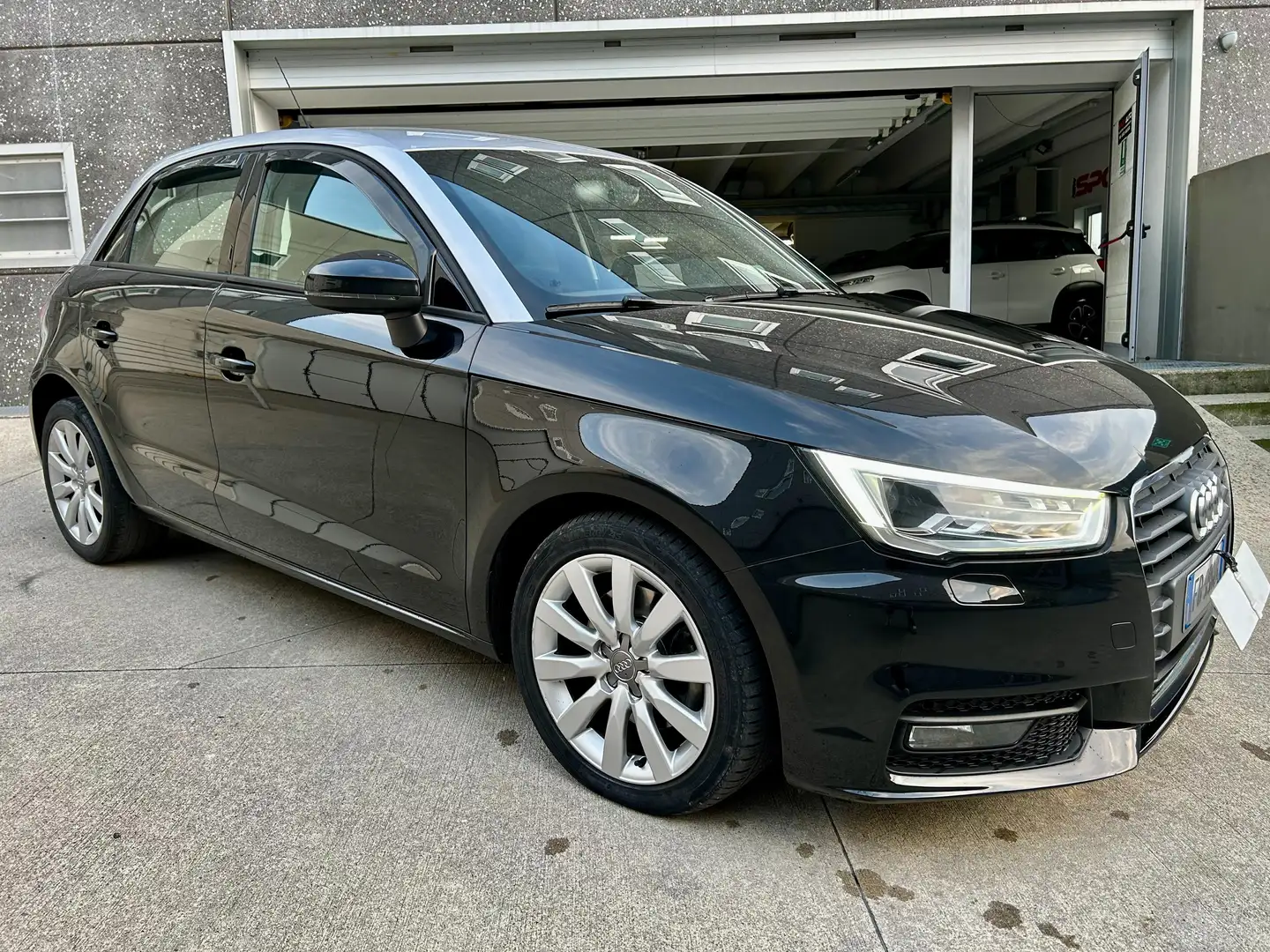 Audi A1 A1 I 2015 Sportback 1.6 tdi Sport Noir - 1