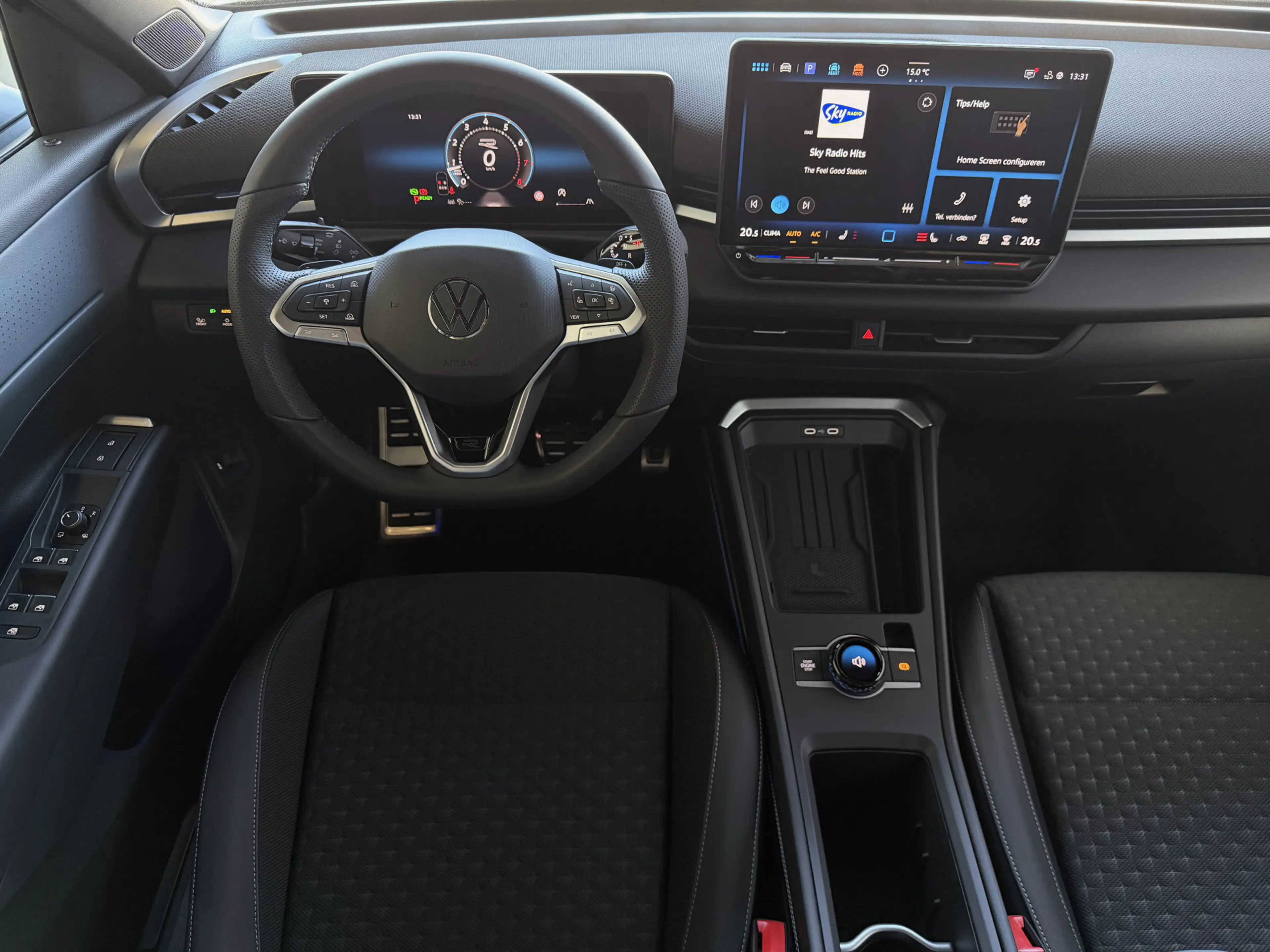 Volkswagen T-Roc 1.5 eTsi 150PK R-LINE EDITION VW.TREKHAAK IQ LED/G — photo 22