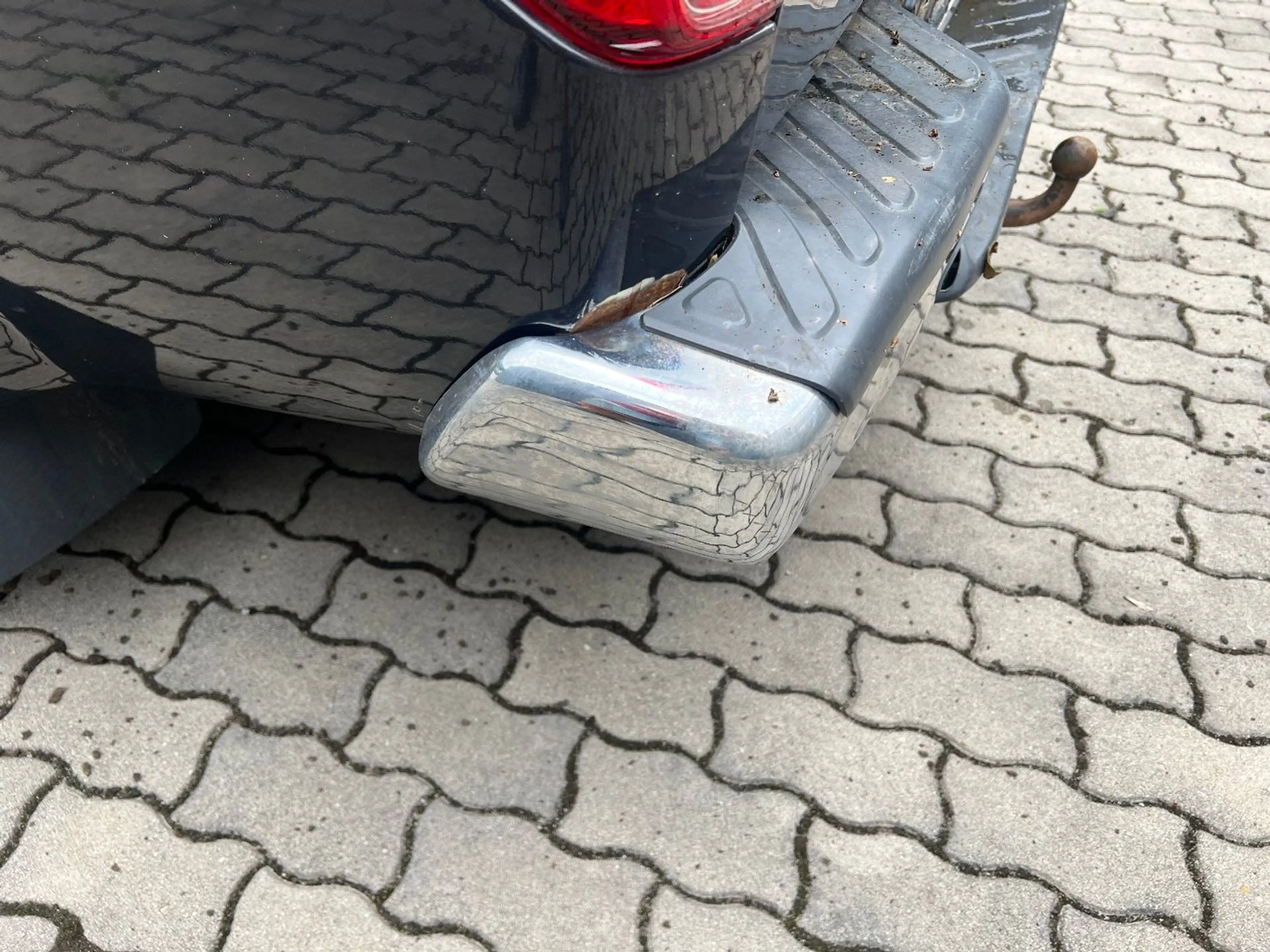 Nissan Navara 2.5 dCi King Cab 4x4 für Bastler Export — photo 7