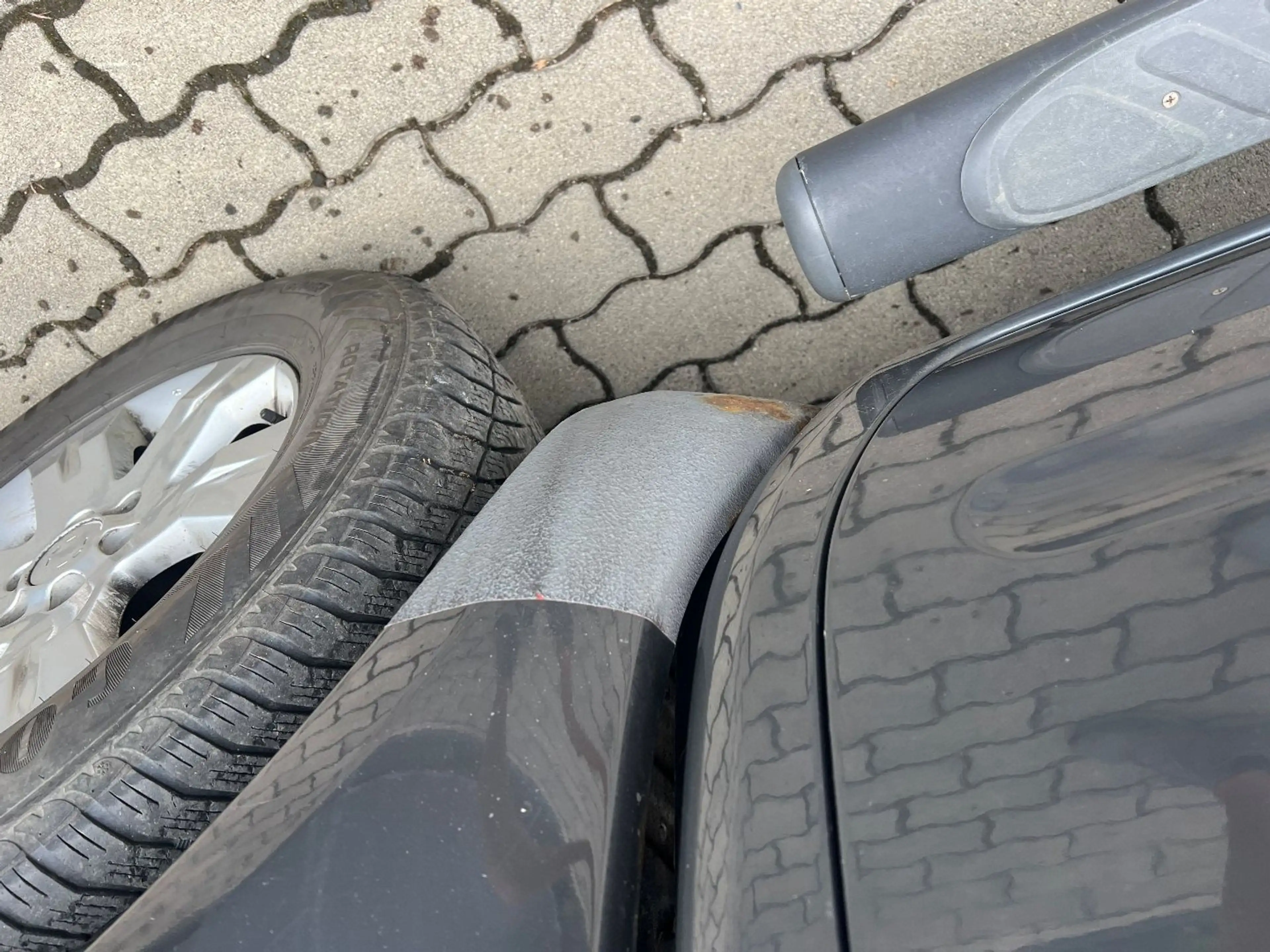 Nissan Navara 2.5 dCi King Cab 4x4 für Bastler Export — photo 13