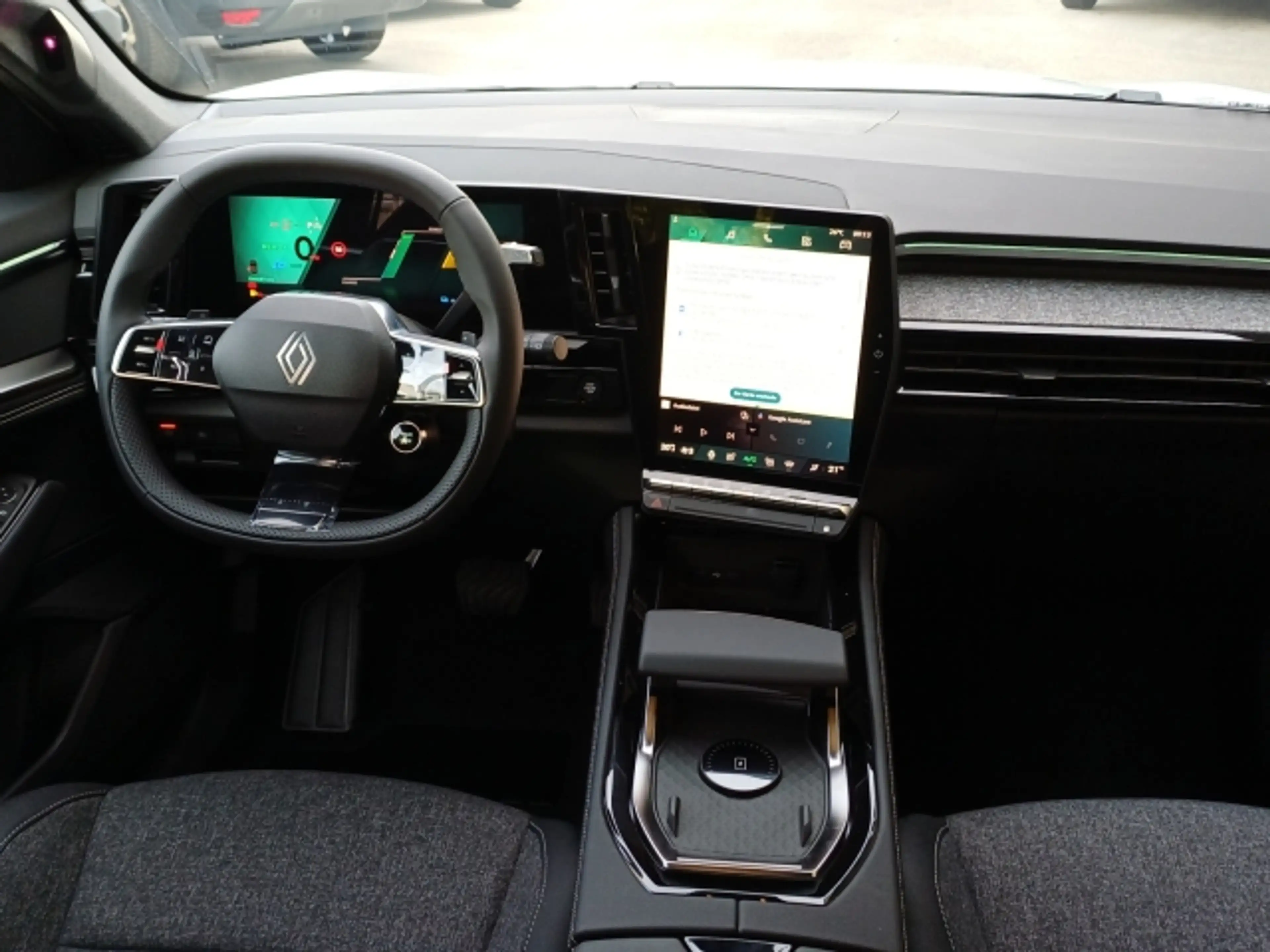 Renault Austral Techno Full Hybrid E-Tech 200 !! Prompt verfügbar — photo 7