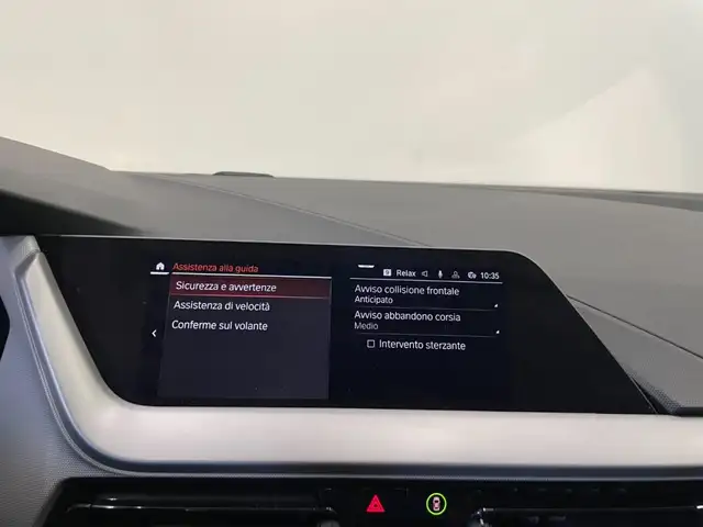 BMW 1 Series view 13