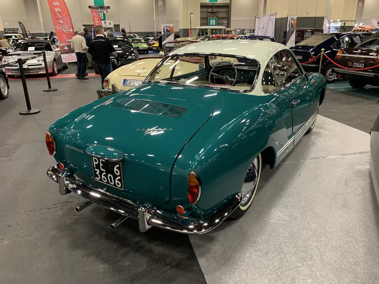 Volkswagen Karmann Ghia 1200 Coupe, foto 2