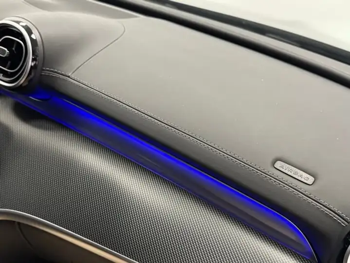 Mercedes-Benz Clase C 2023, foto 29