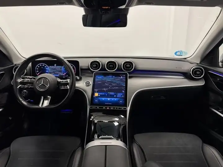 Mercedes-Benz Clase C 2023, foto 9