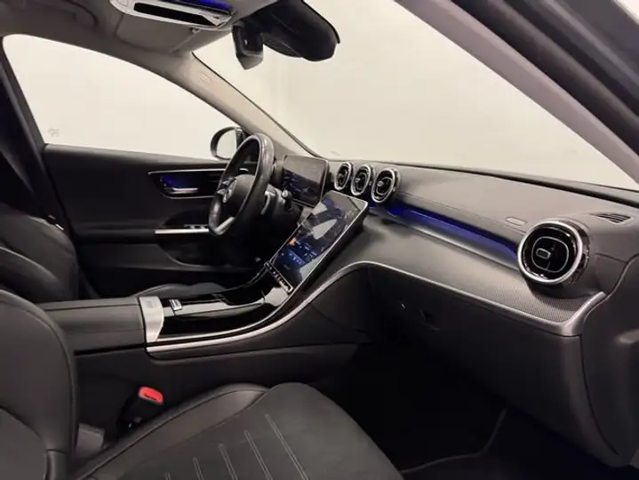 Mercedes-Benz Clase C 2023, foto 25