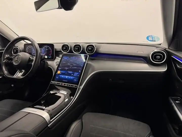 Mercedes-Benz Clase C 2023, foto 10