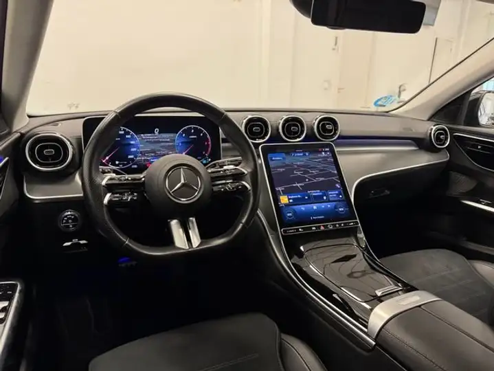 Mercedes-Benz Clase C 2023, foto 8