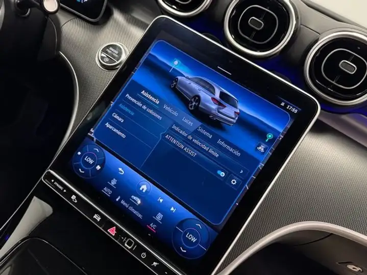 Mercedes-Benz Clase C 2023, foto 34
