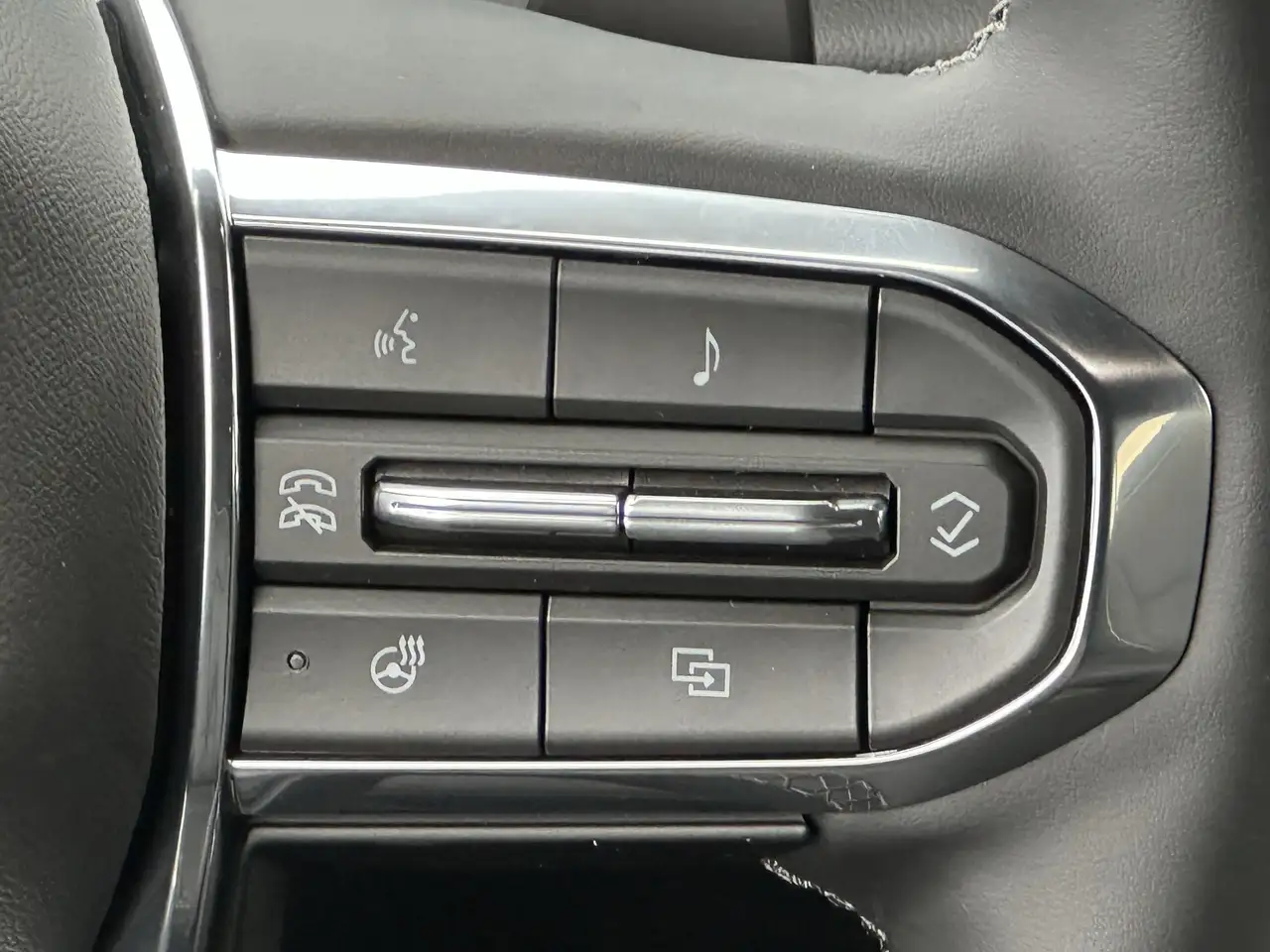 GMC Yukon снимка GMC Yukon