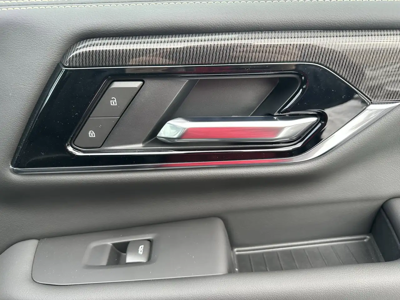 GMC Yukon снимка GMC Yukon