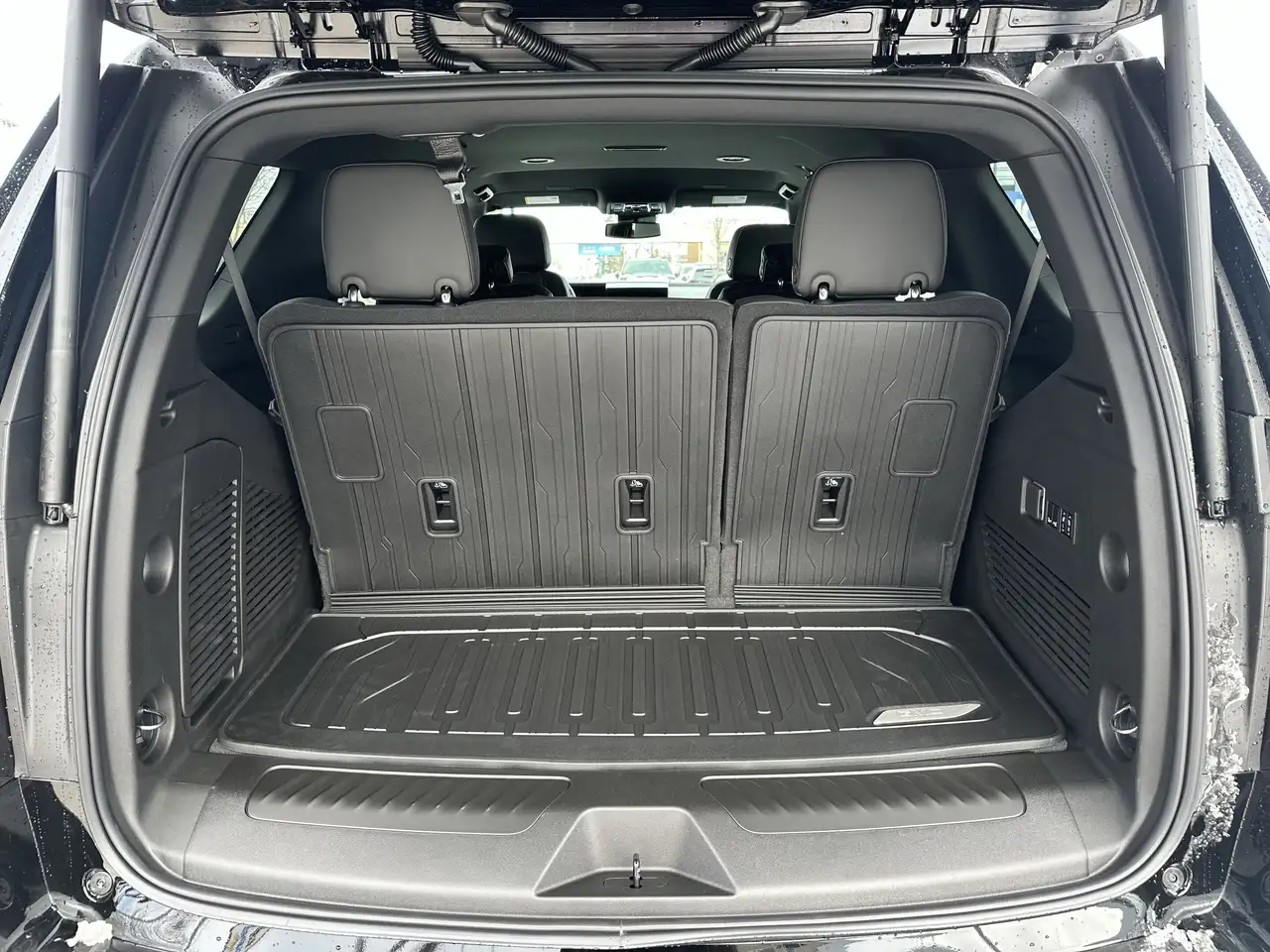 GMC Yukon снимка GMC Yukon