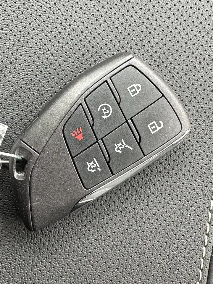 GMC Yukon снимка GMC Yukon