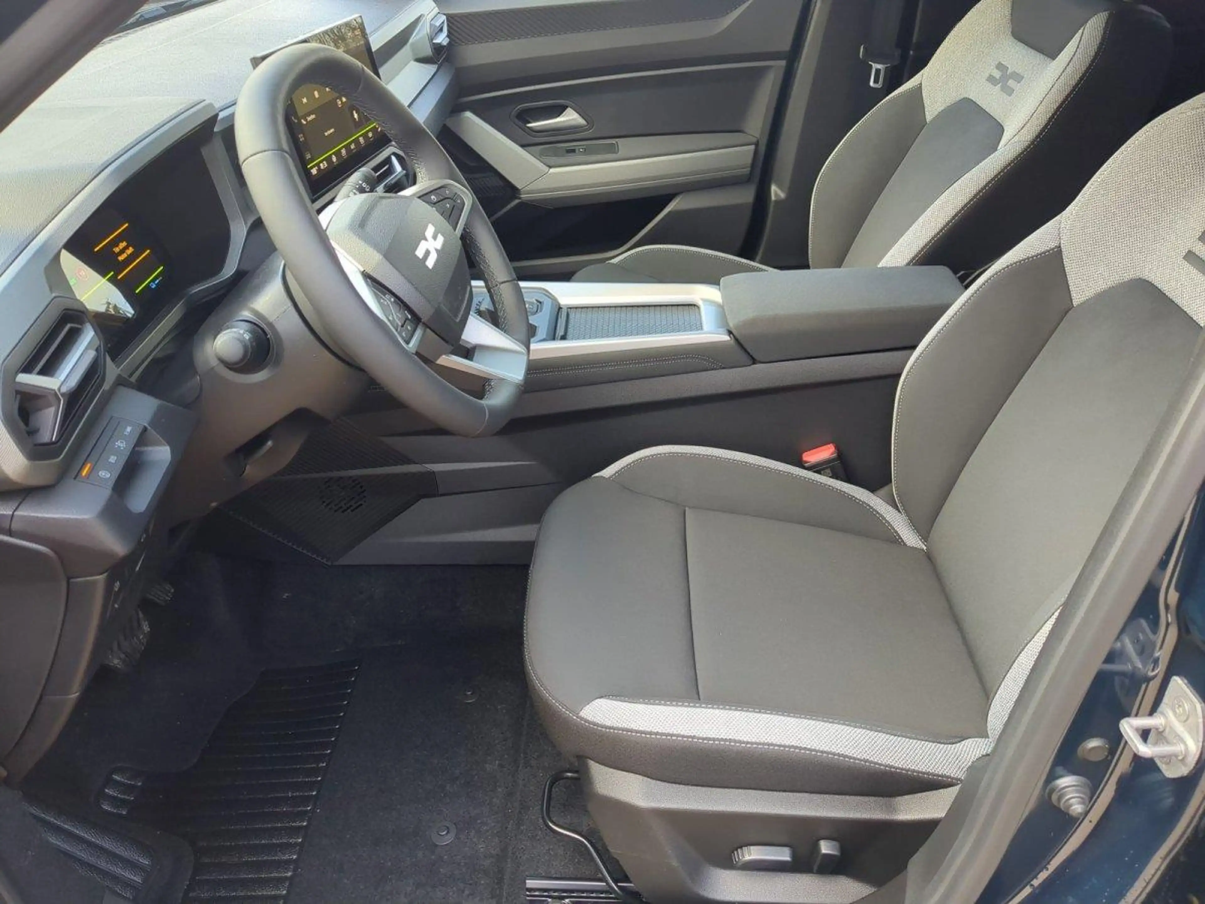 Dacia Bigster Journey SHZ+RFK+PDC+Navi Hybrid 155 116 kW (158... — photo 4