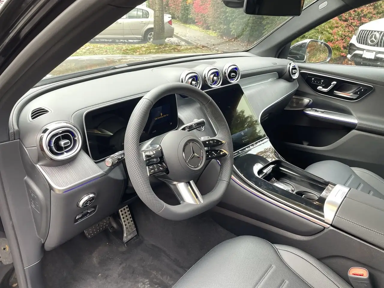 Mercedes-Benz GLC снимка Mercedes-Benz GLC